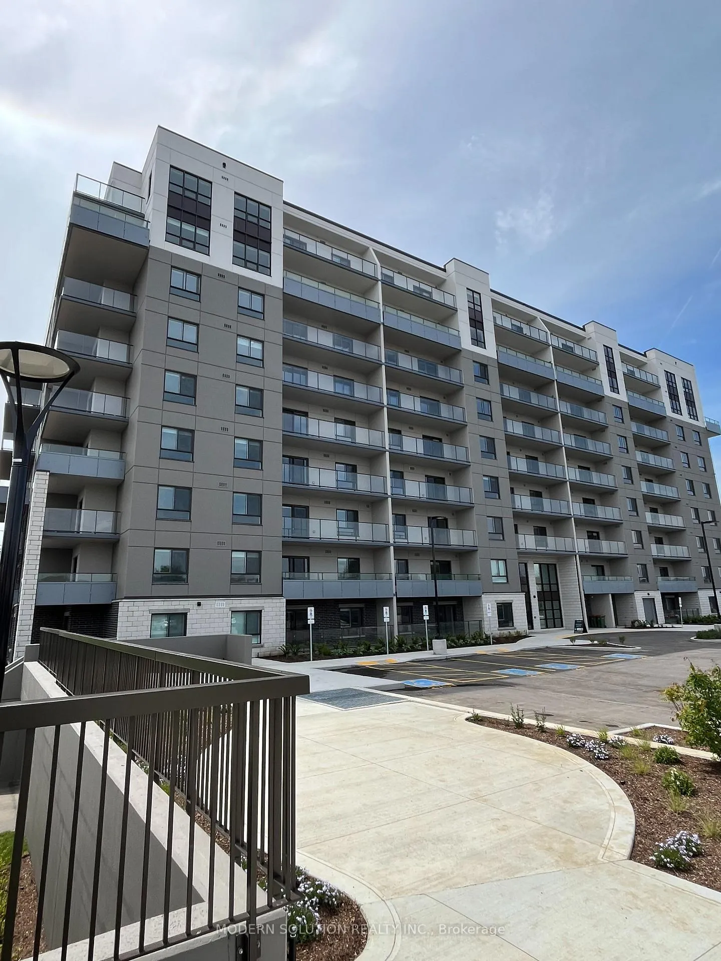 Photo 15 of Unit 615, 425 Watson Parkway N, Guelph, Grange Road — HOMEH