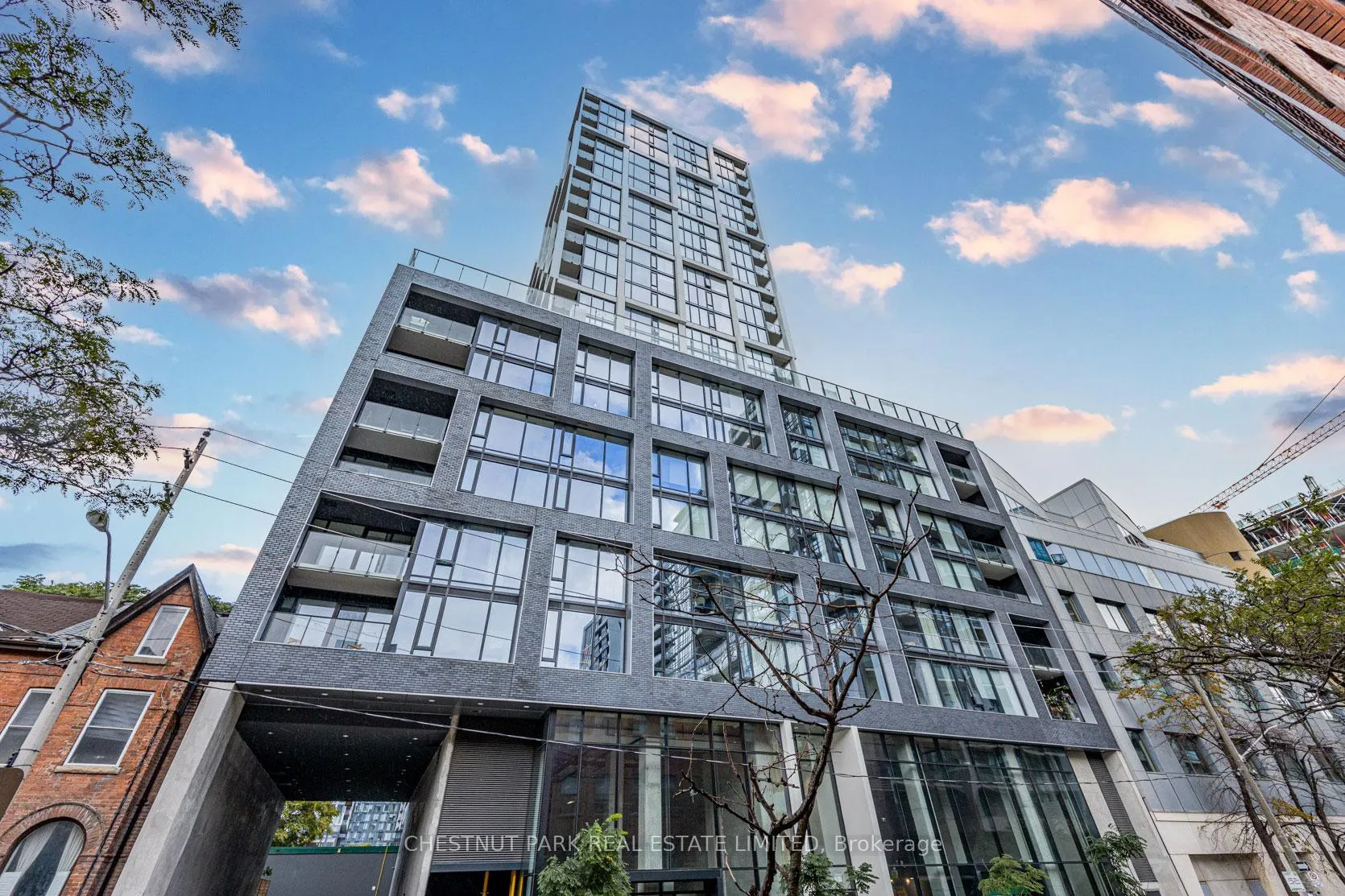 Front of Unit 2004, 55 Ontario Street
