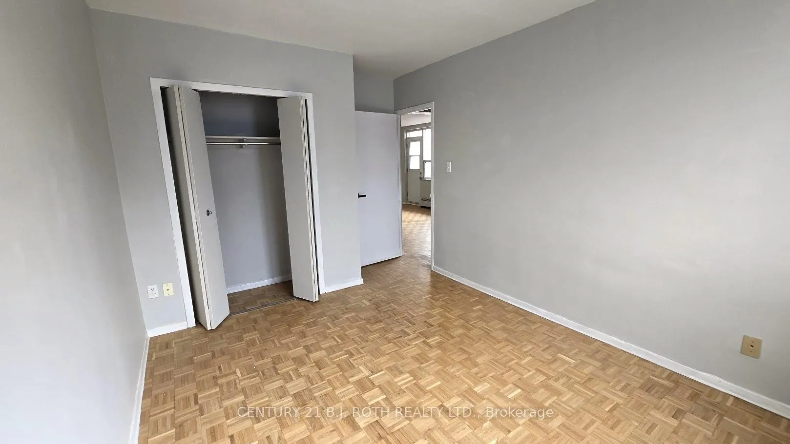 Photo 11 of Unit 507, 37 Peel Street, Barrie, City Centre — HOMEH