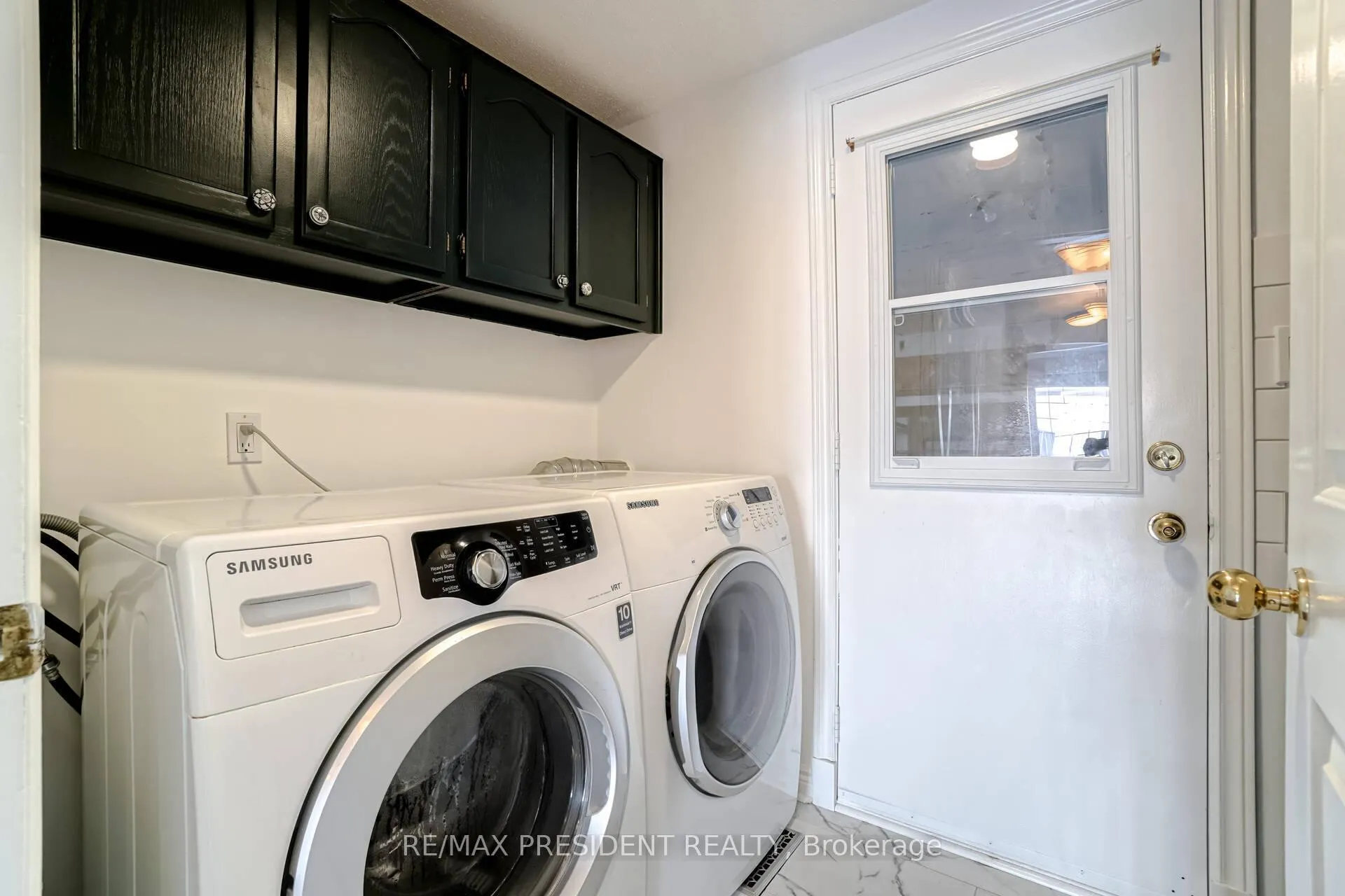 Photo 27 of 2 White Cliffe Drive, Clarington, Courtice — HOMEH