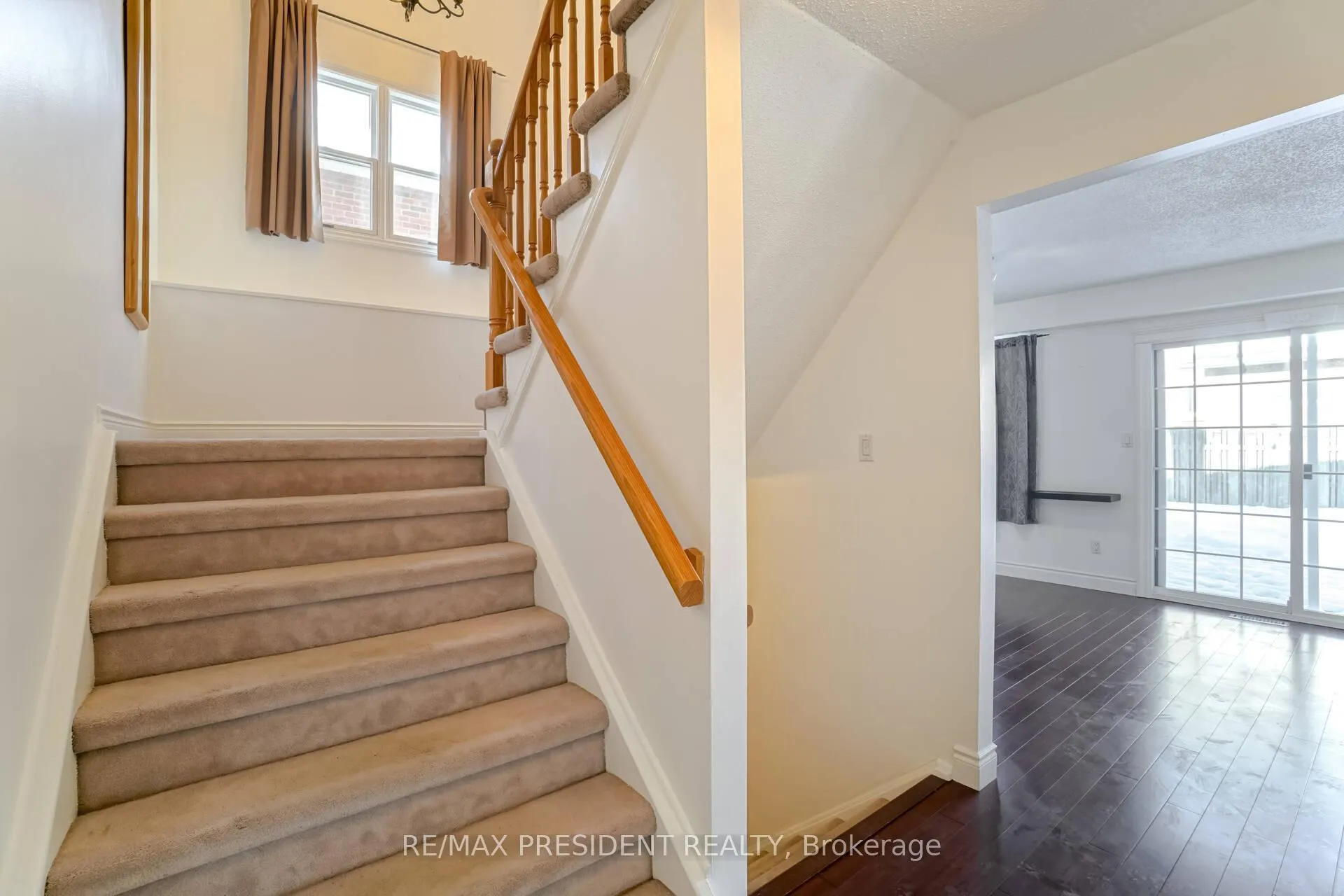Photo 28 of 2 White Cliffe Drive, Clarington, Courtice — HOMEH