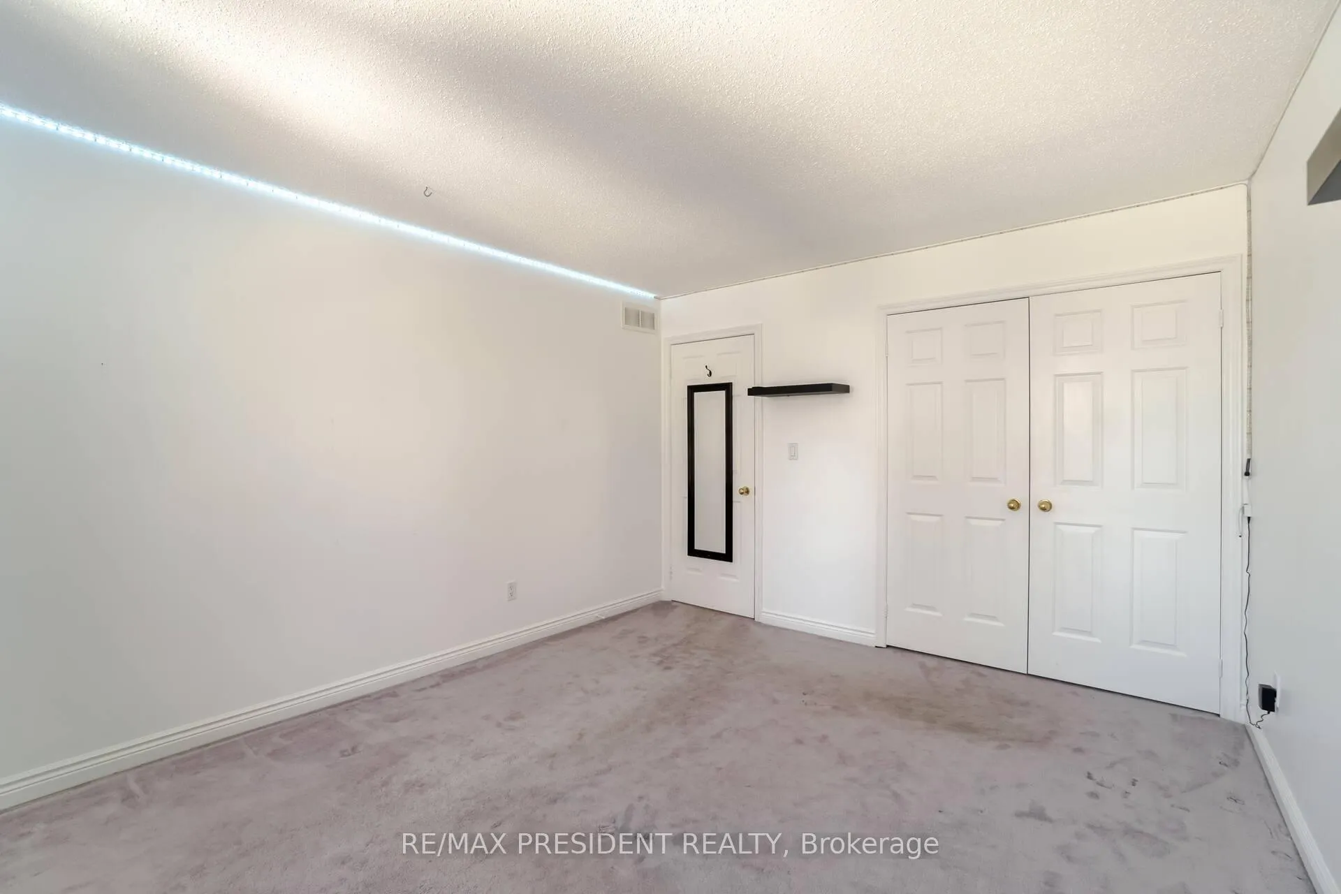 Photo 40 of 2 White Cliffe Drive, Clarington, Courtice — HOMEH