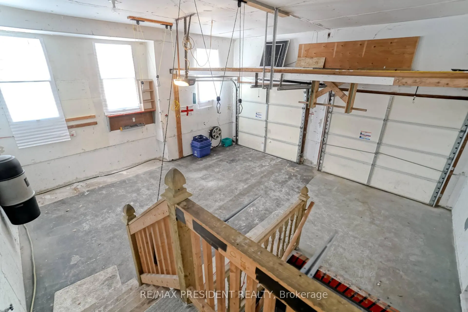 Photo 45 of 2 White Cliffe Drive, Clarington, Courtice — HOMEH