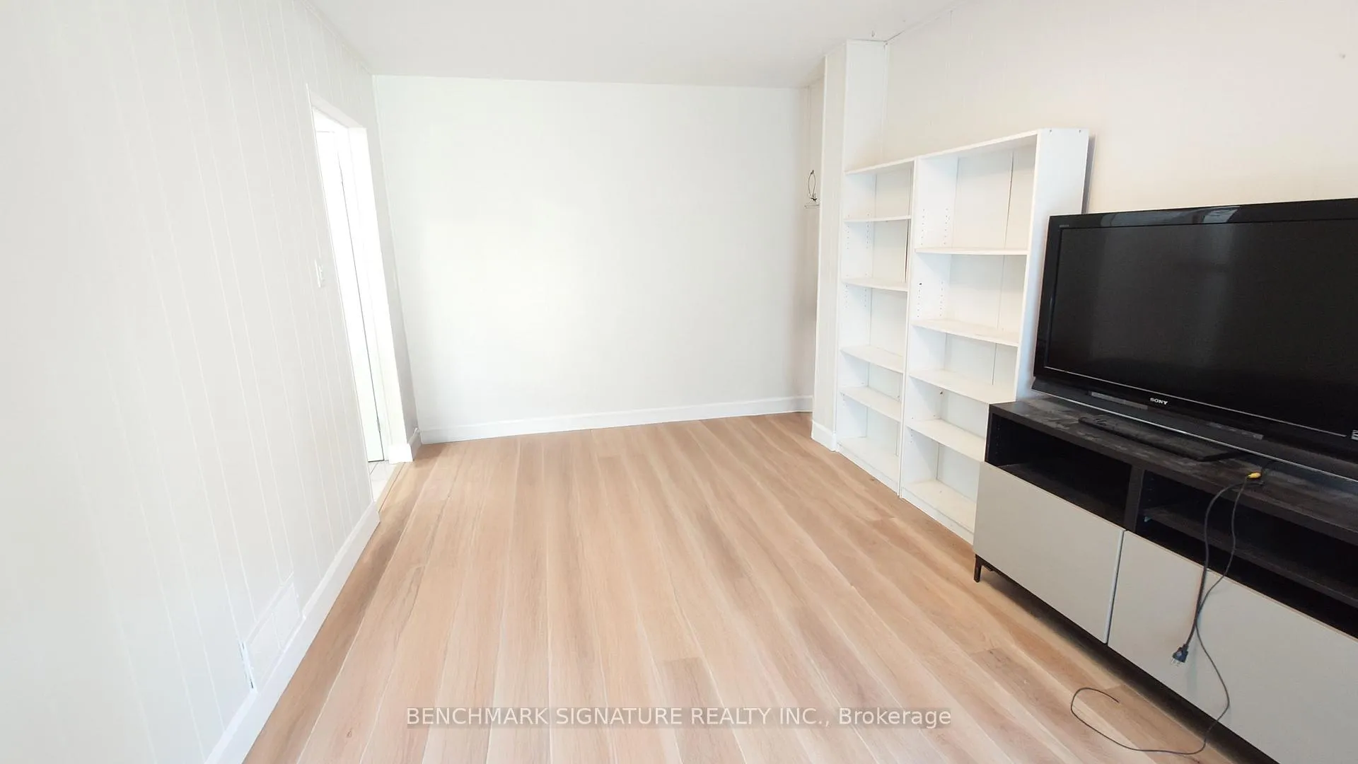 Photo 3 of Unit BSMT, 172 Simonston Boulevard, Markham, German Mills — HOMEH