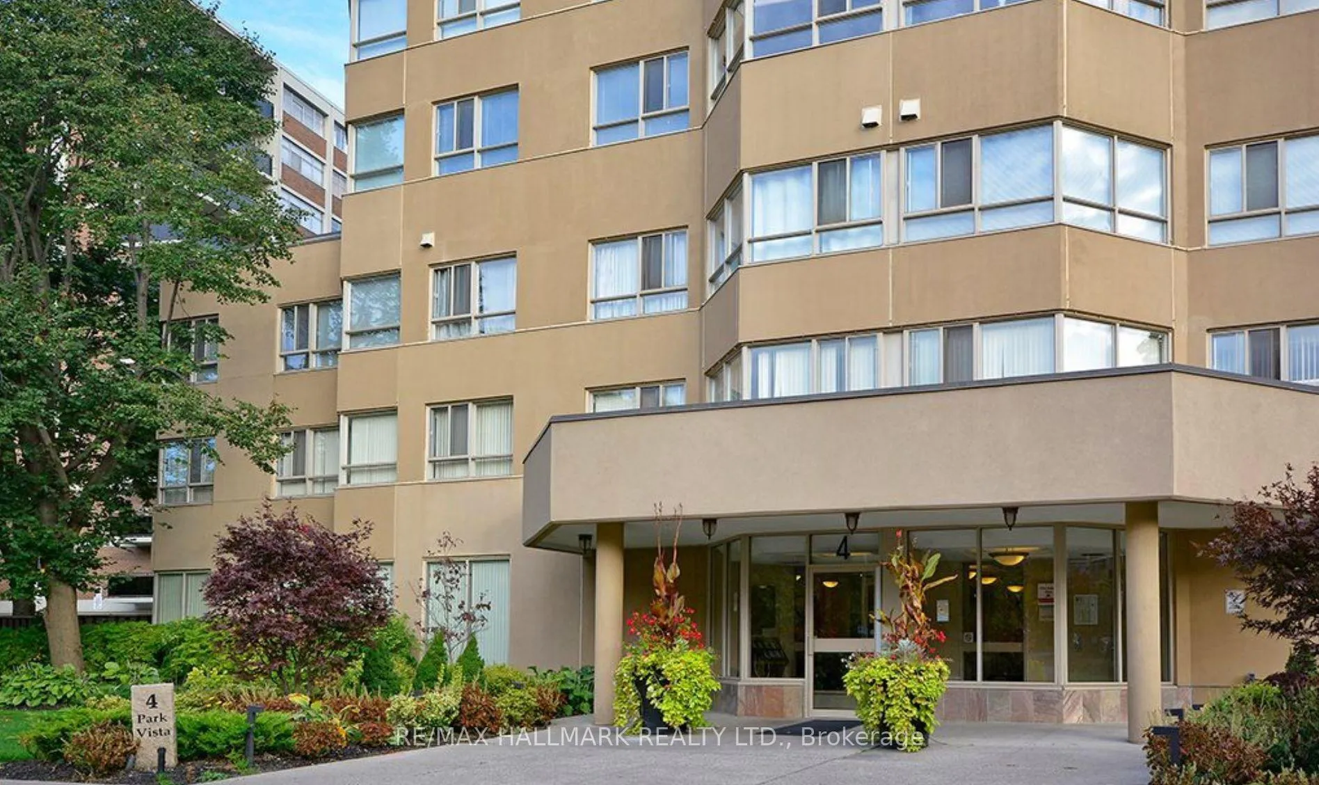 Front of Unit 414, 4 Park Vista Drive
