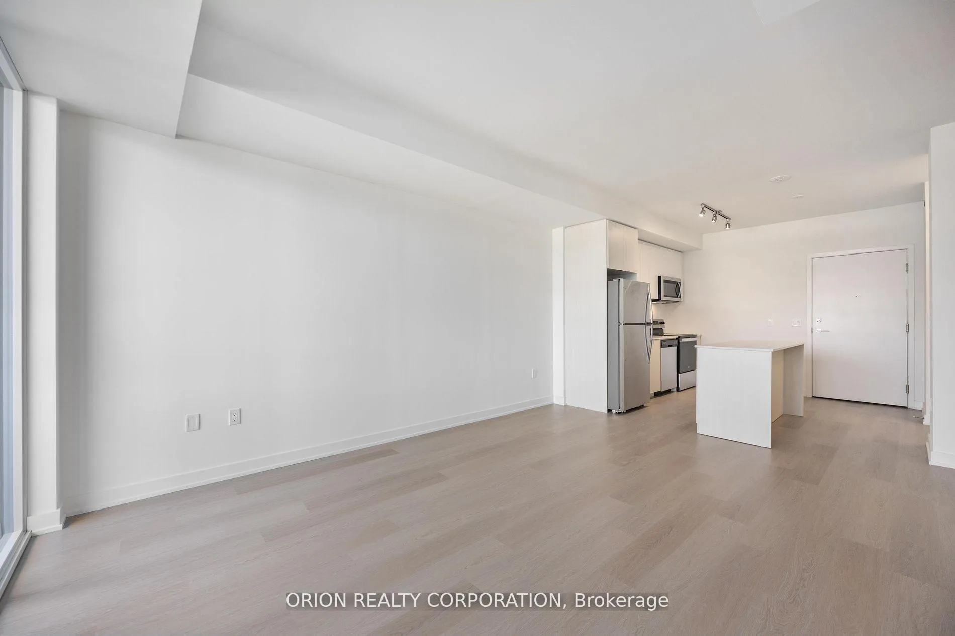 Photo 6 of Unit 320, 859 The Queensway, Etobicoke, Stonegate-Queensway — HOMEH