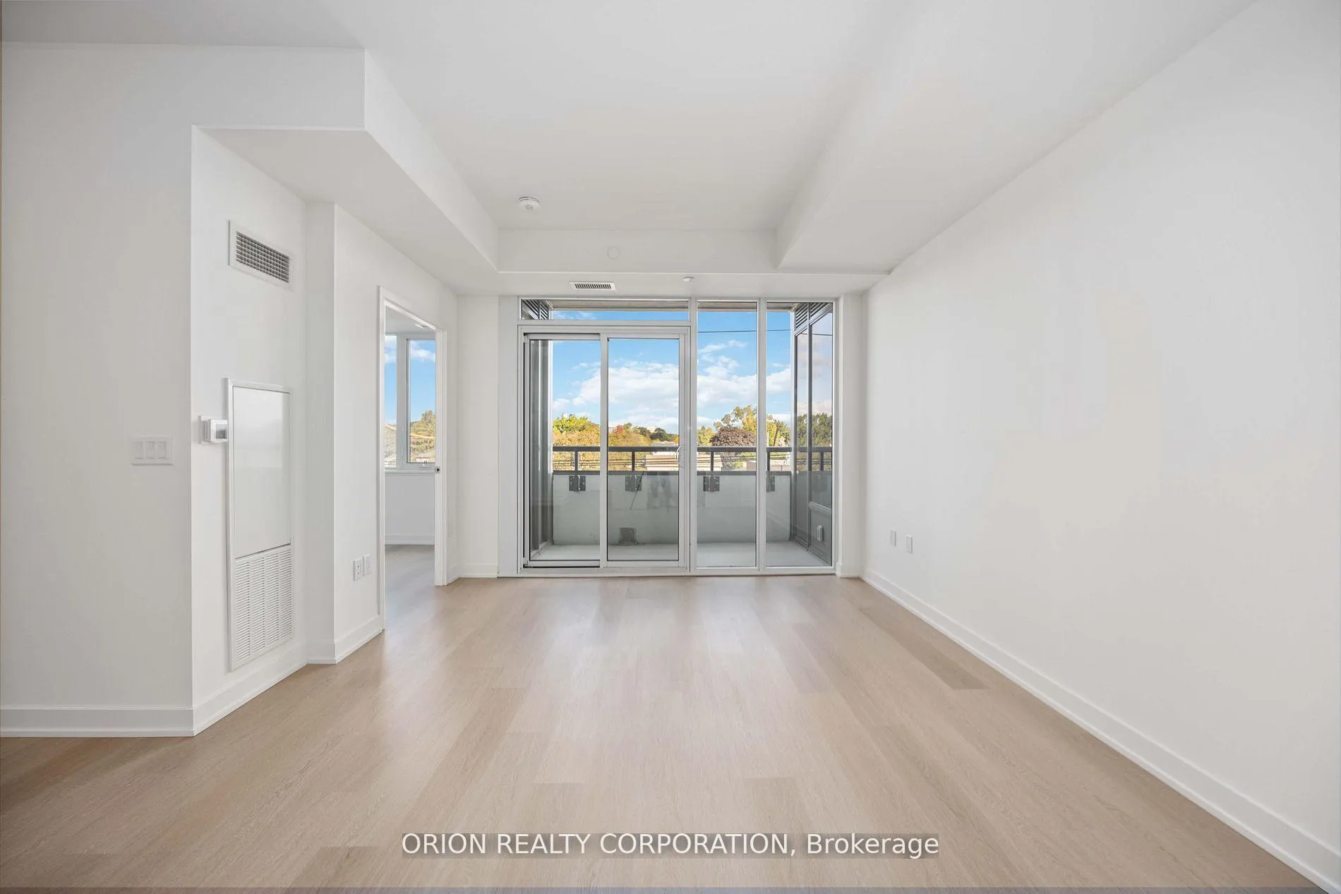 Photo 7 of Unit 320, 859 The Queensway, Etobicoke, Stonegate-Queensway — HOMEH