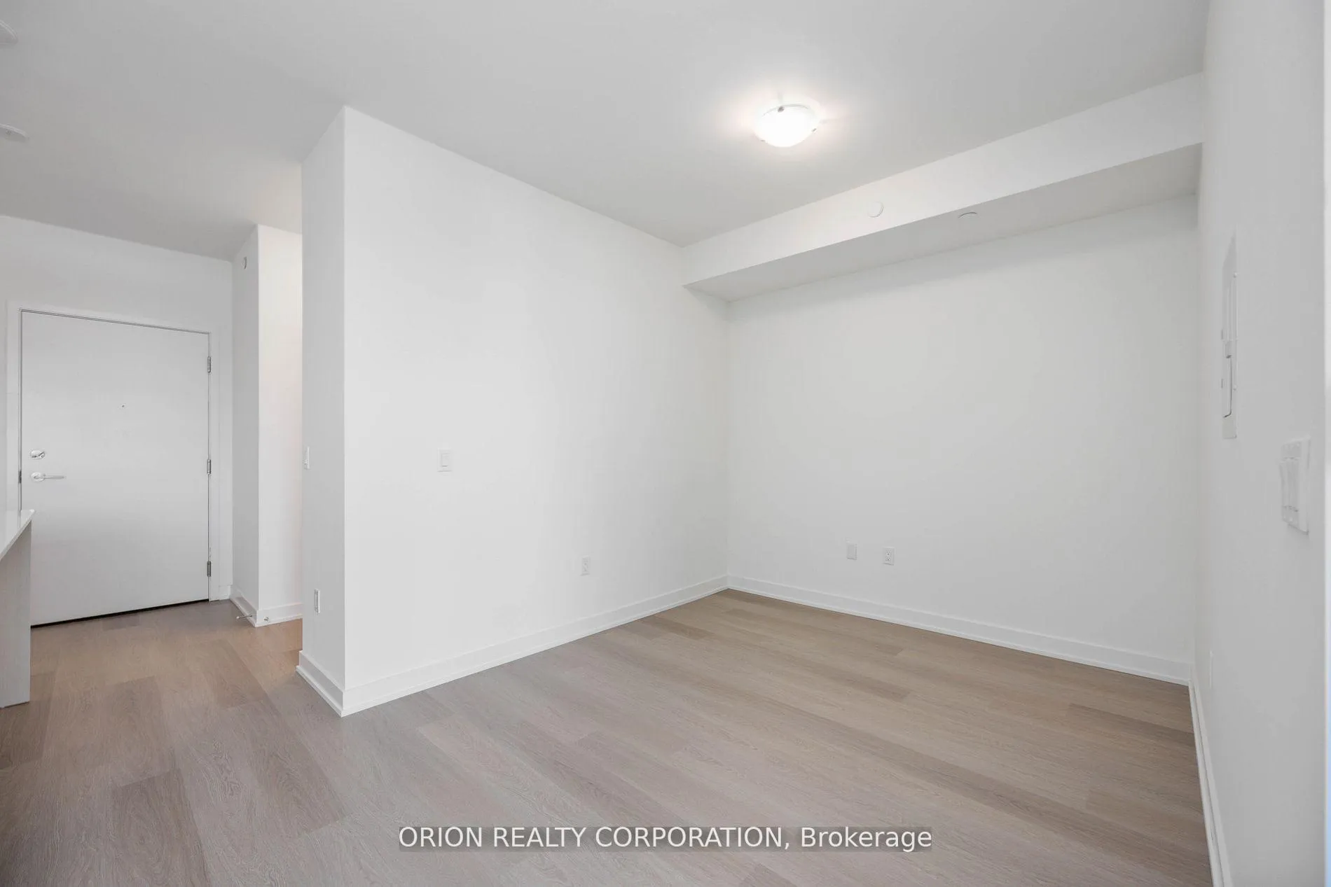 Photo 10 of Unit 320, 859 The Queensway, Etobicoke, Stonegate-Queensway — HOMEH