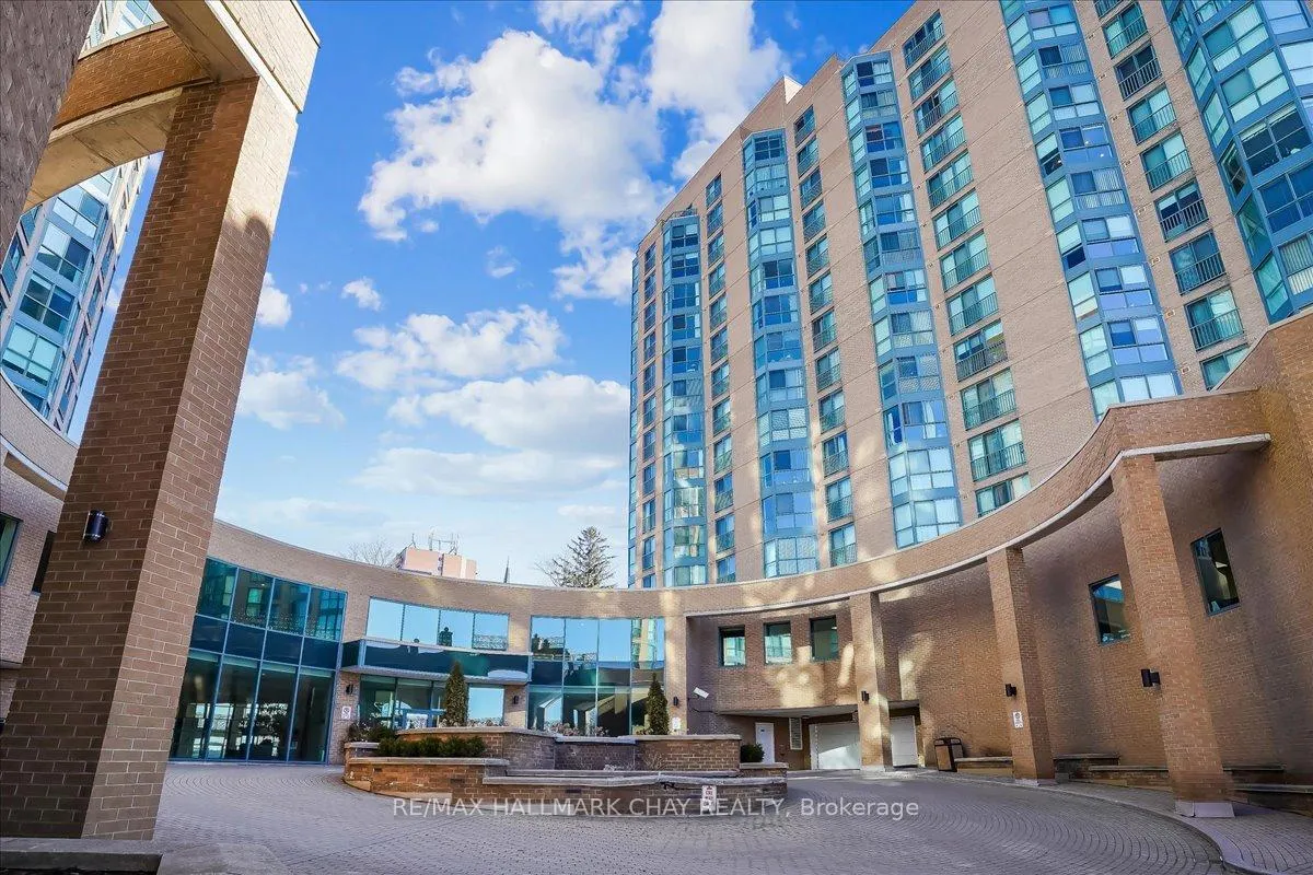 Photo 3 of Unit 306, 140 Dunlop Street E, Barrie, City Centre — HOMEH