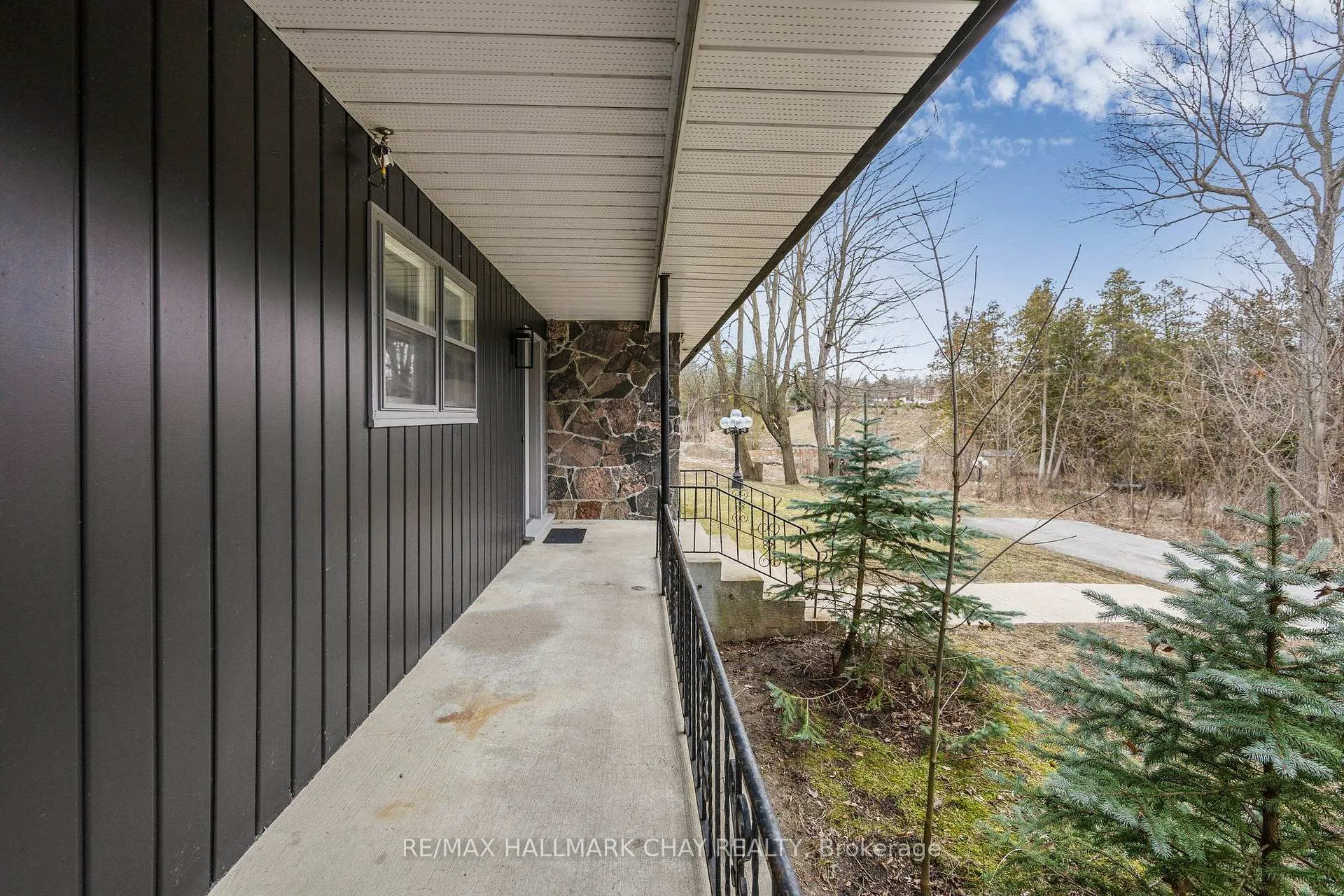 Photo 6 of 264 Cox Mill Road, Barrie, Painswick North — HOMEH