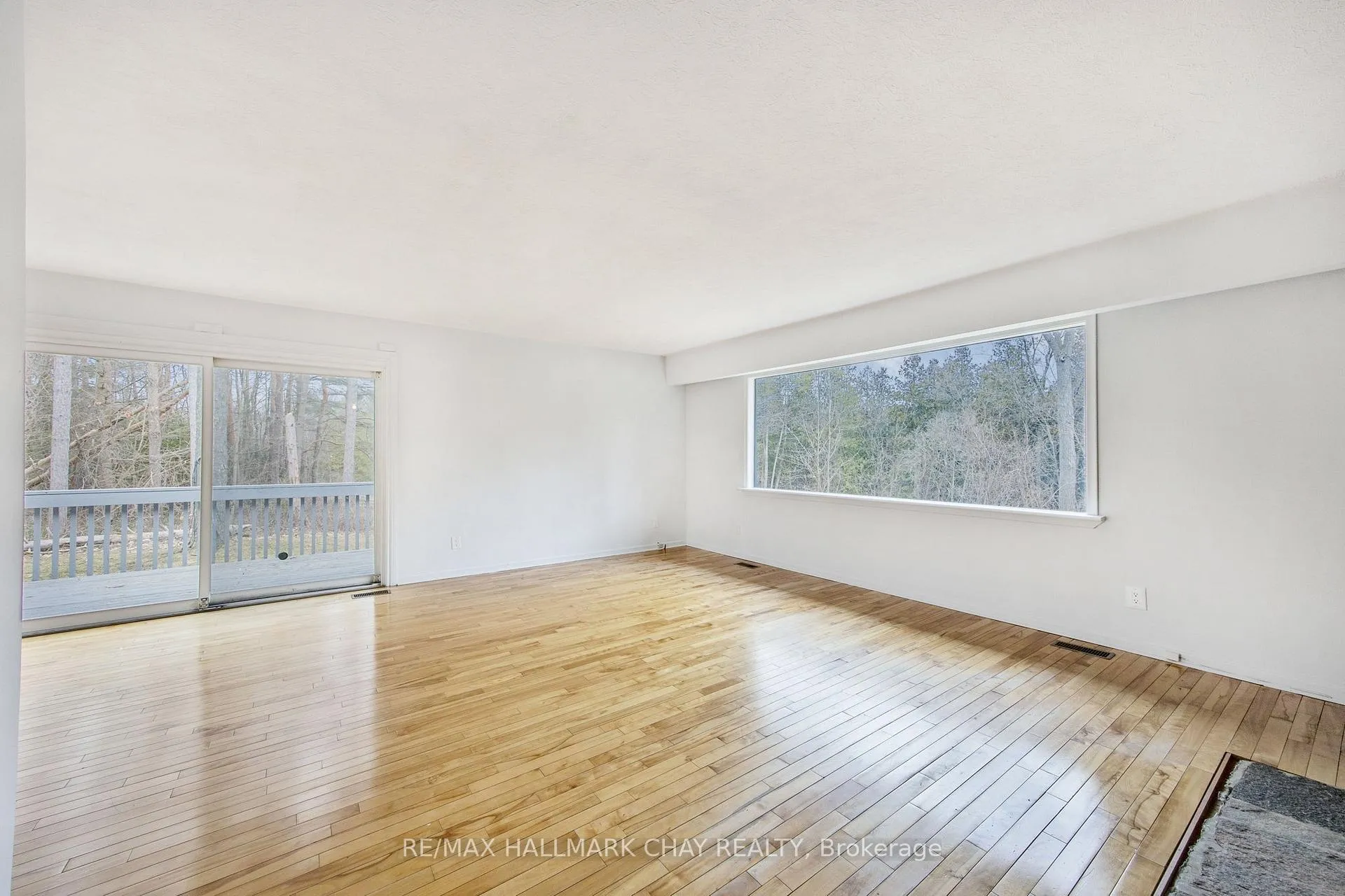 Photo 10 of 264 Cox Mill Road, Barrie, Painswick North — HOMEH