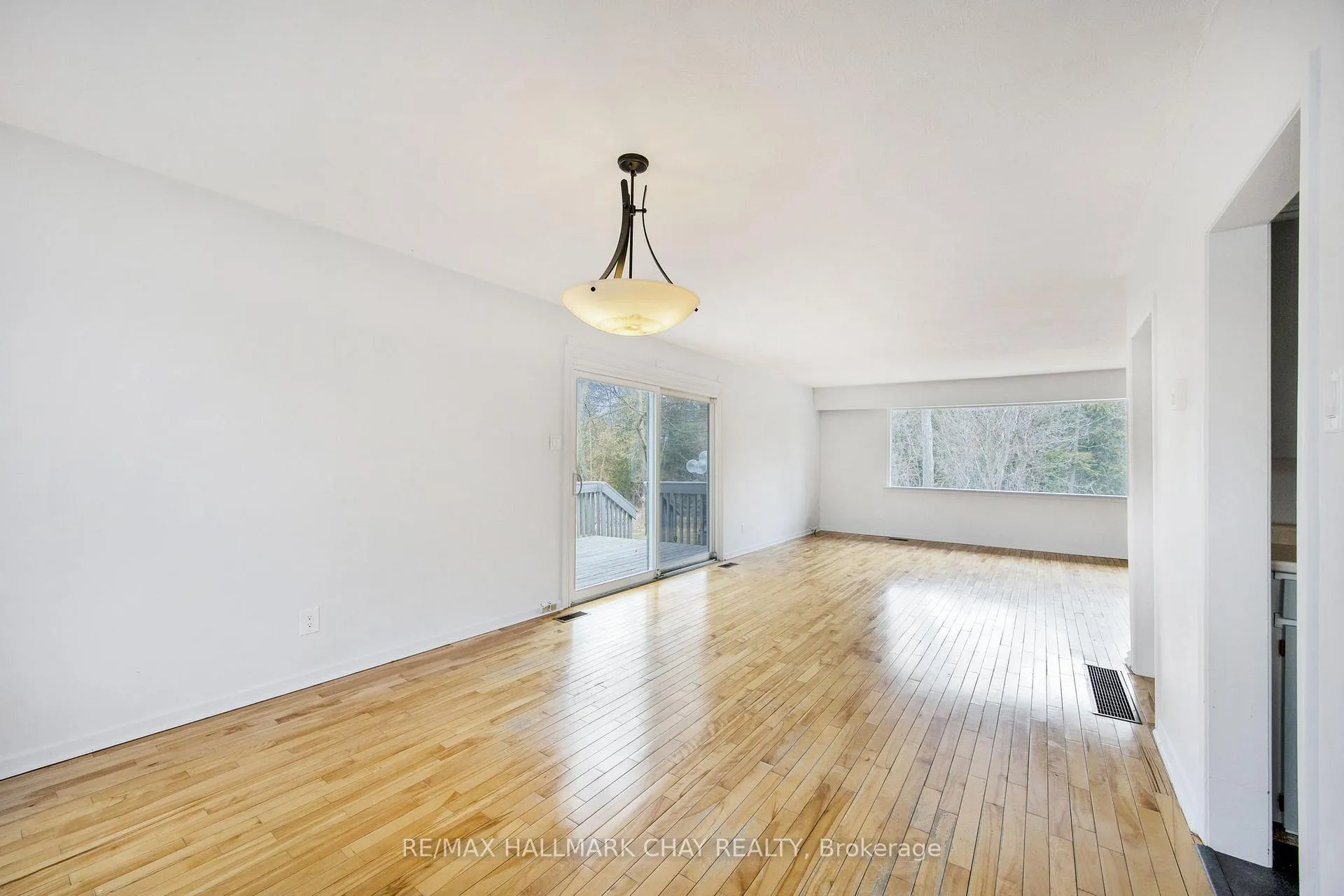 Photo 14 of 264 Cox Mill Road, Barrie, Painswick North — HOMEH