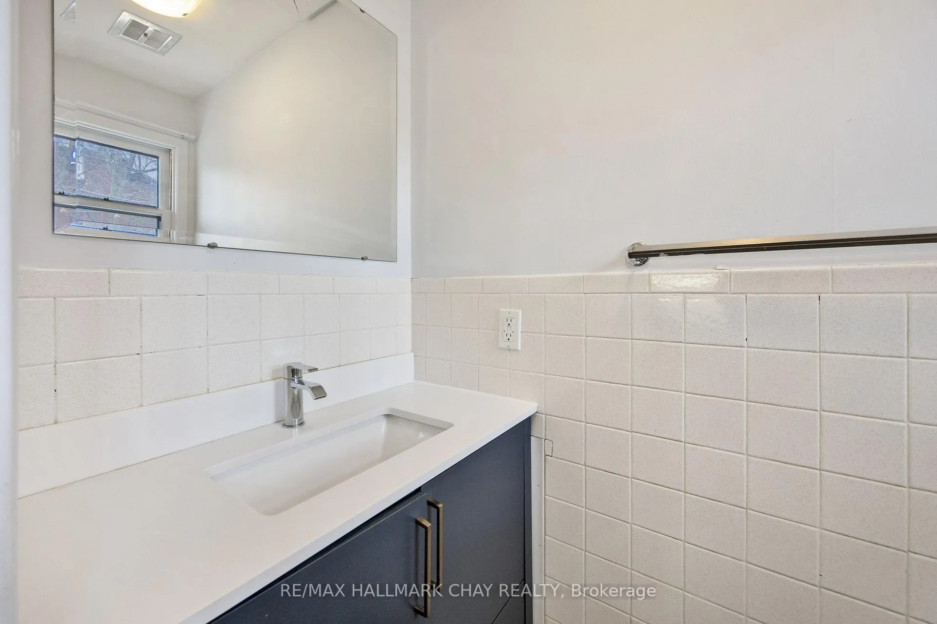 Photo 19 of 264 Cox Mill Road, Barrie, Painswick North — HOMEH