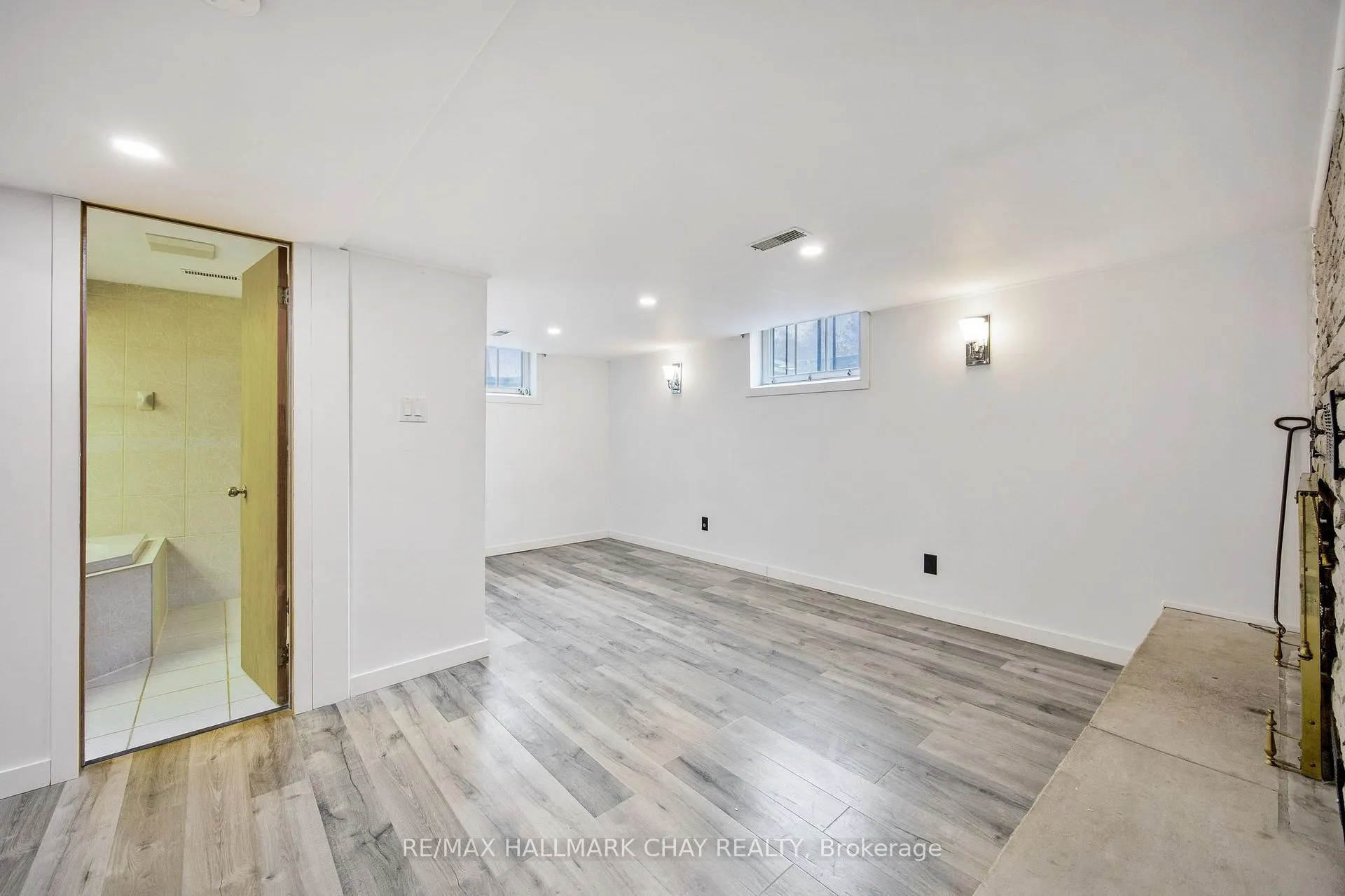 Photo 31 of 264 Cox Mill Road, Barrie, Painswick North — HOMEH