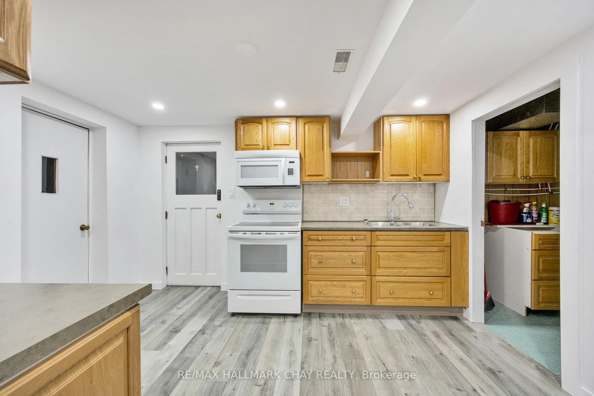 Photo 35 of 264 Cox Mill Road, Barrie, Painswick North — HOMEH