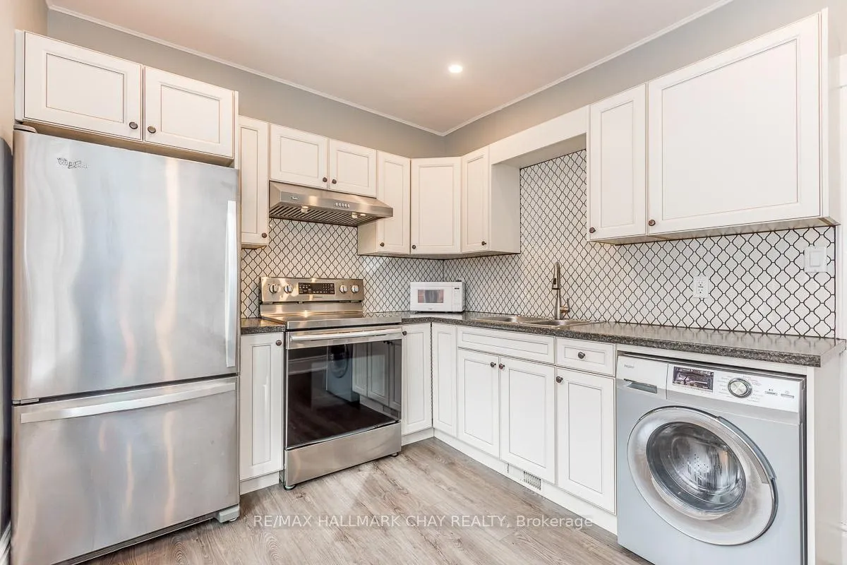 Photo 8 of Unit UNIT #2, 123 Burton Avenue, Barrie, Allandale — HOMEH