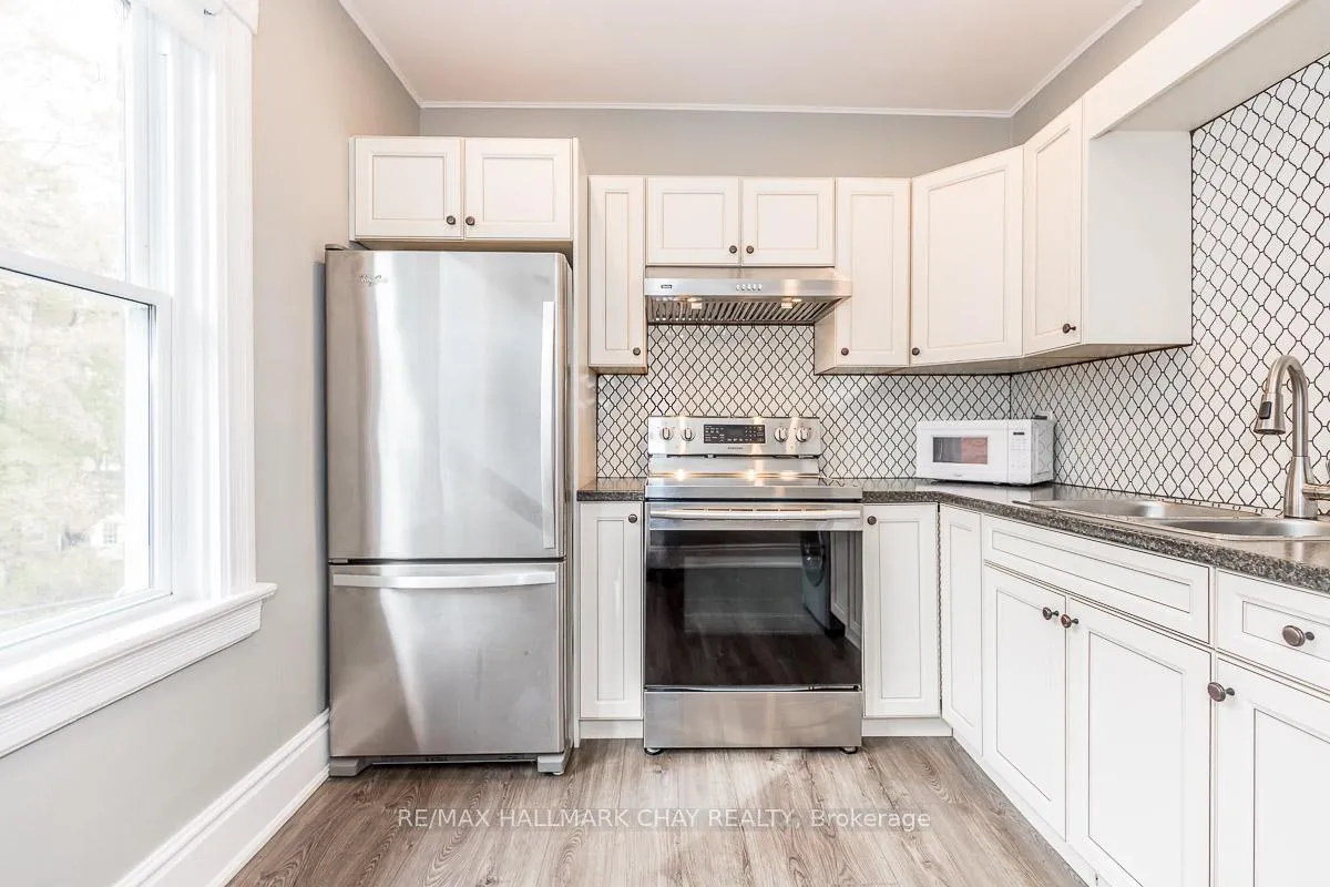 Photo 9 of Unit UNIT #2, 123 Burton Avenue, Barrie, Allandale — HOMEH