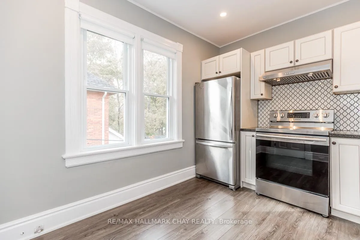Photo 10 of Unit UNIT #2, 123 Burton Avenue, Barrie, Allandale — HOMEH