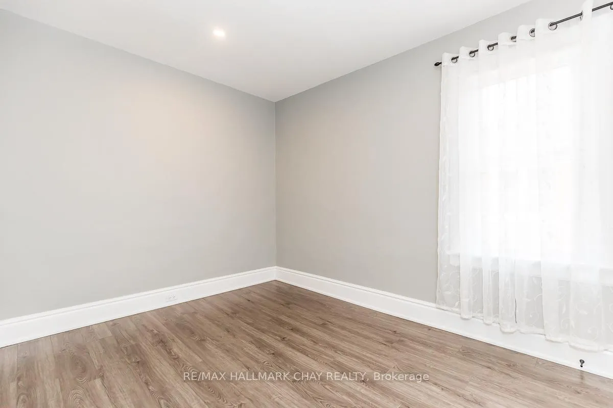 Photo 13 of Unit UNIT #2, 123 Burton Avenue, Barrie, Allandale — HOMEH