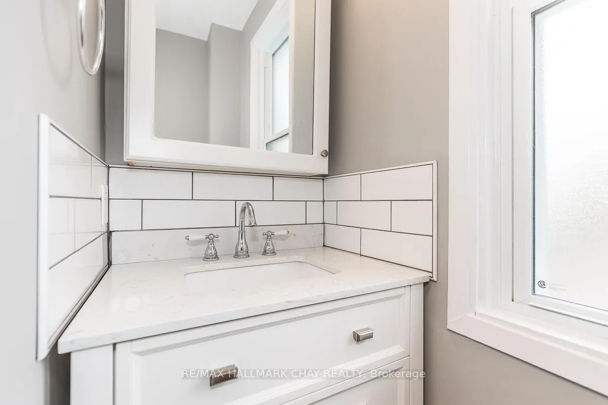 Photo 16 of Unit UNIT #2, 123 Burton Avenue, Barrie, Allandale — HOMEH