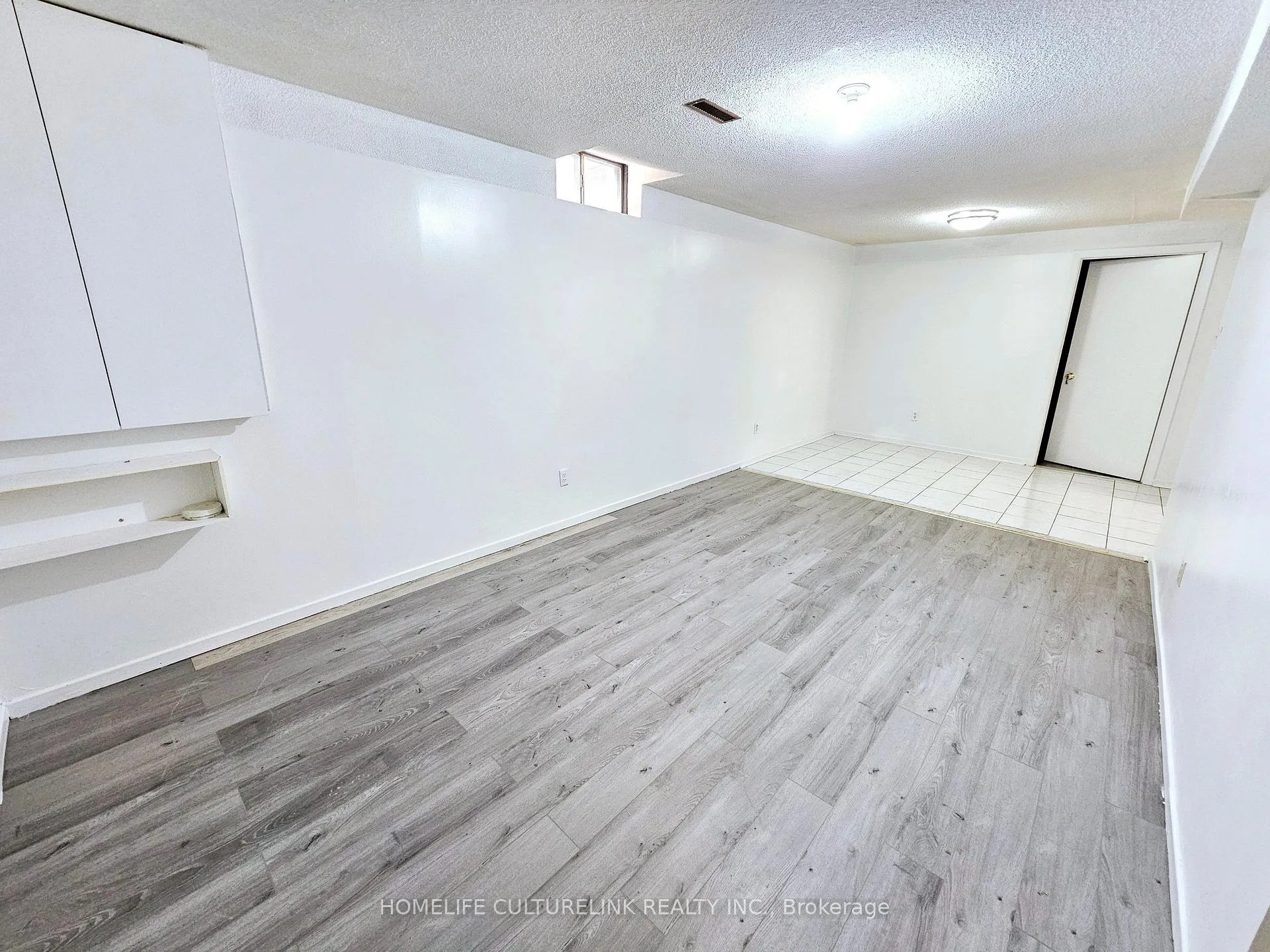 Photo 4 of Unit Bsmt, 20 Karen Miles Crescent, Markham, Middlefield — HOMEH