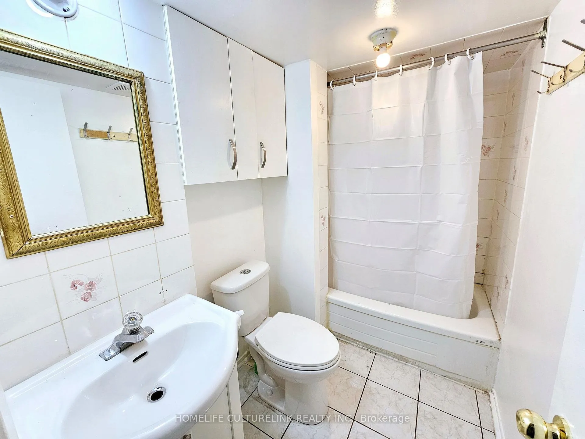 Photo 10 of Unit Bsmt, 20 Karen Miles Crescent, Markham, Middlefield — HOMEH