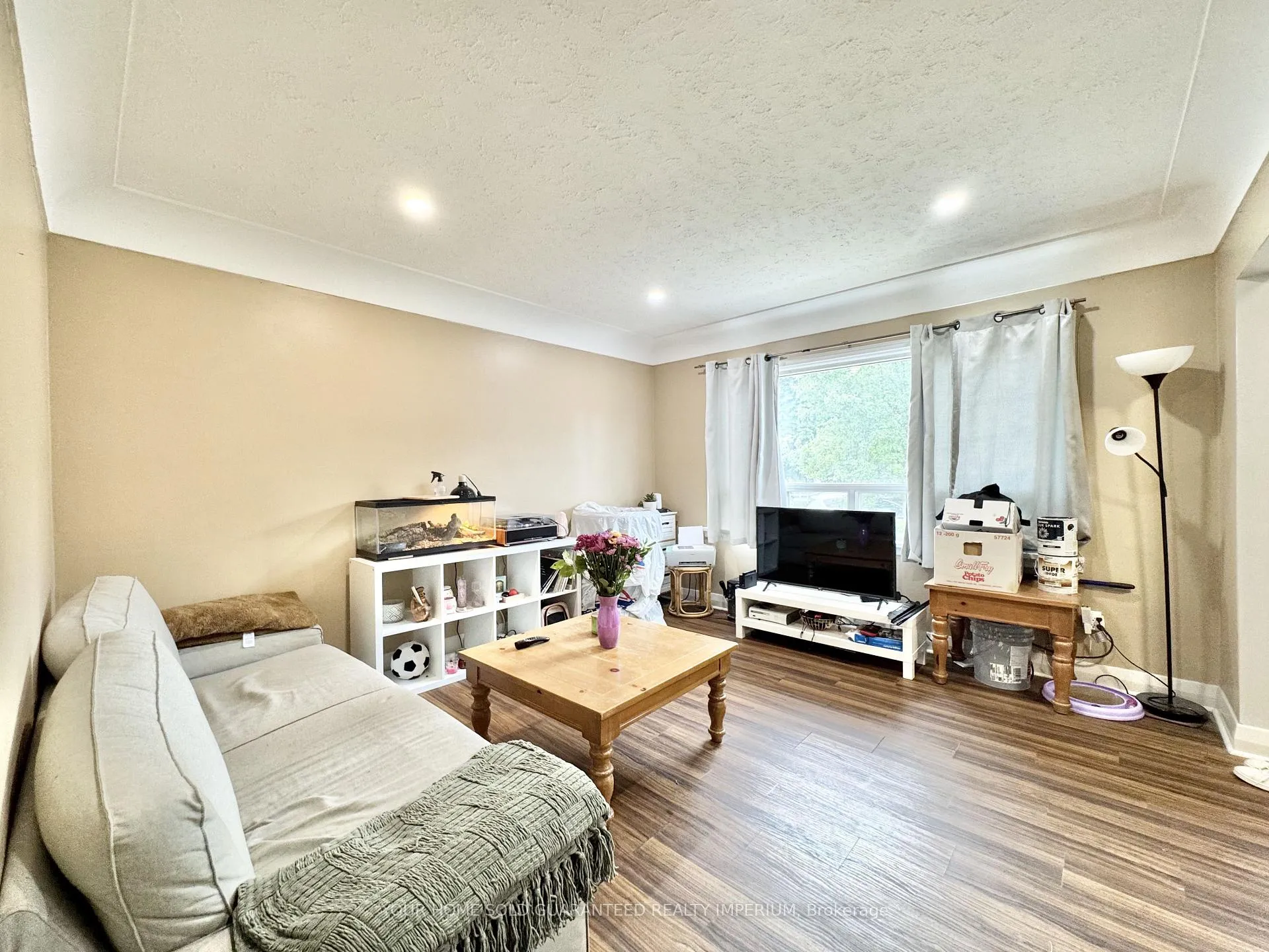 Photo 2 of Unit UPPER, 30 Parker Street, St. Catharines, Western Hill — HOMEH