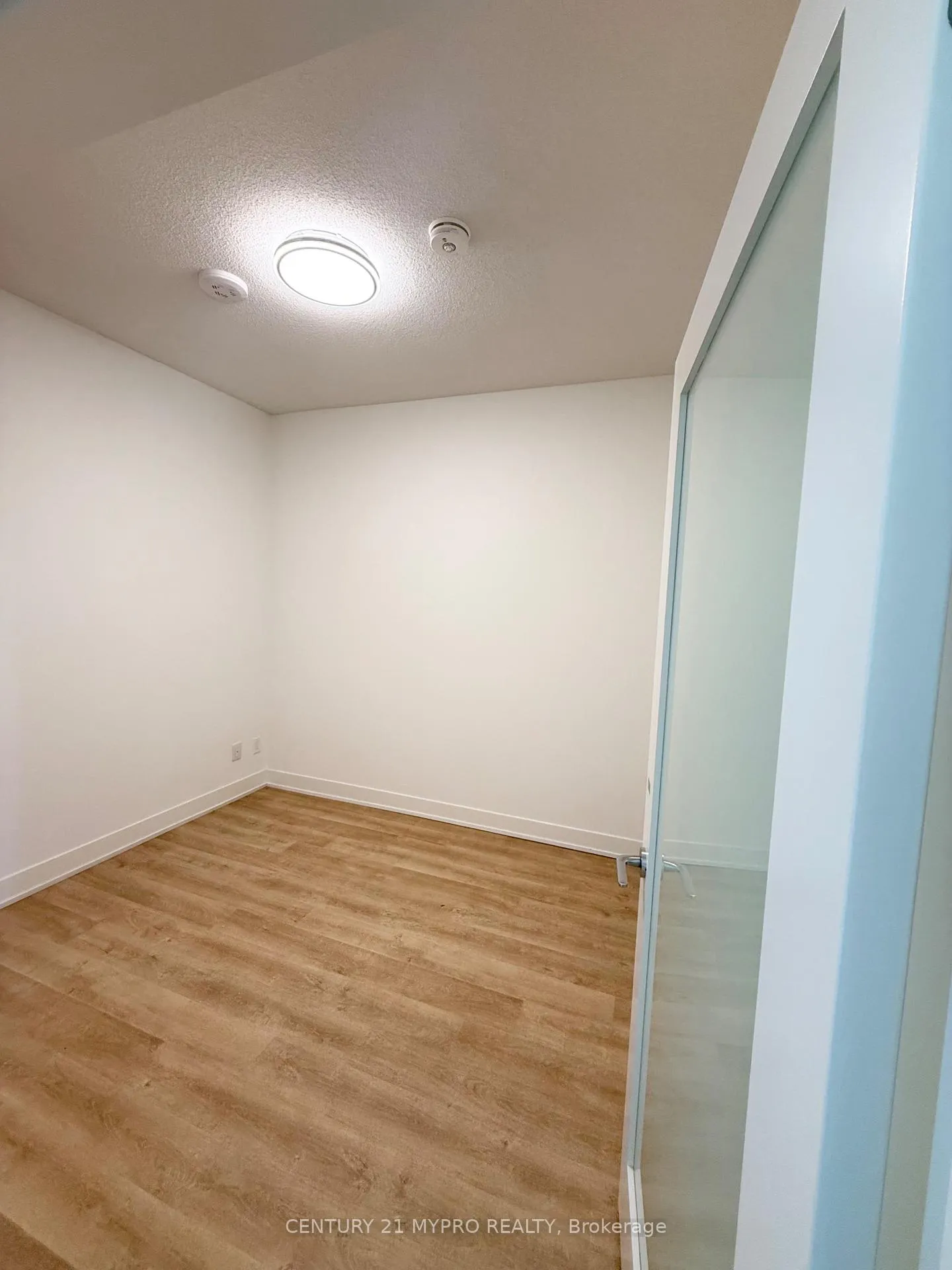 Photo 4 of Unit 2101, 38 Andre De Grasse Street, Markham, Unionville — HOMEH