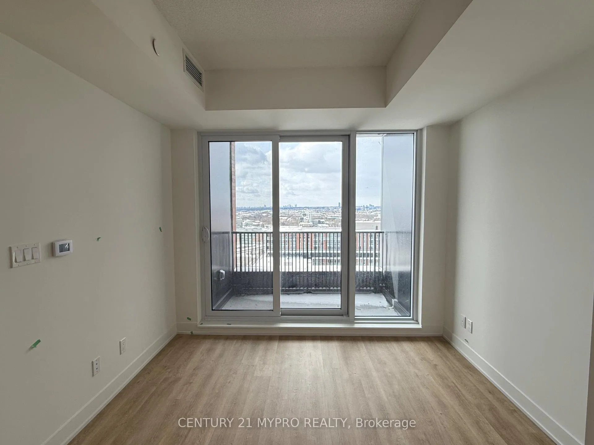 Photo 5 of Unit 2101, 38 Andre De Grasse Street, Markham, Unionville — HOMEH