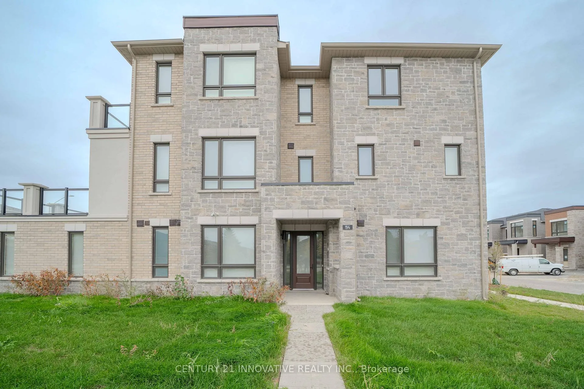 Photo 1 of 114 Robert Eaton Avenue, Markham, Middlefield — HOMEH