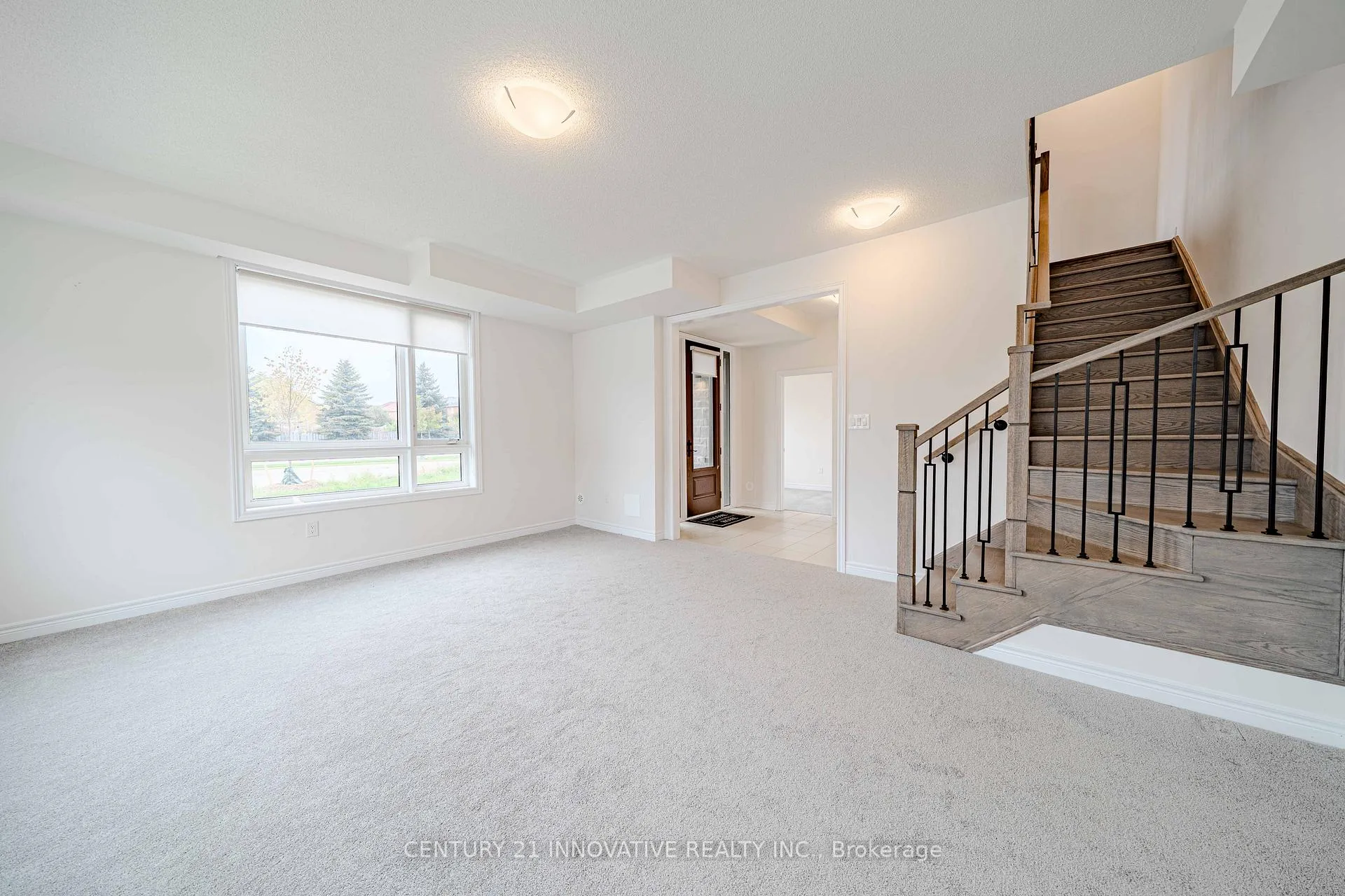 Photo 7 of 114 Robert Eaton Avenue, Markham, Middlefield — HOMEH