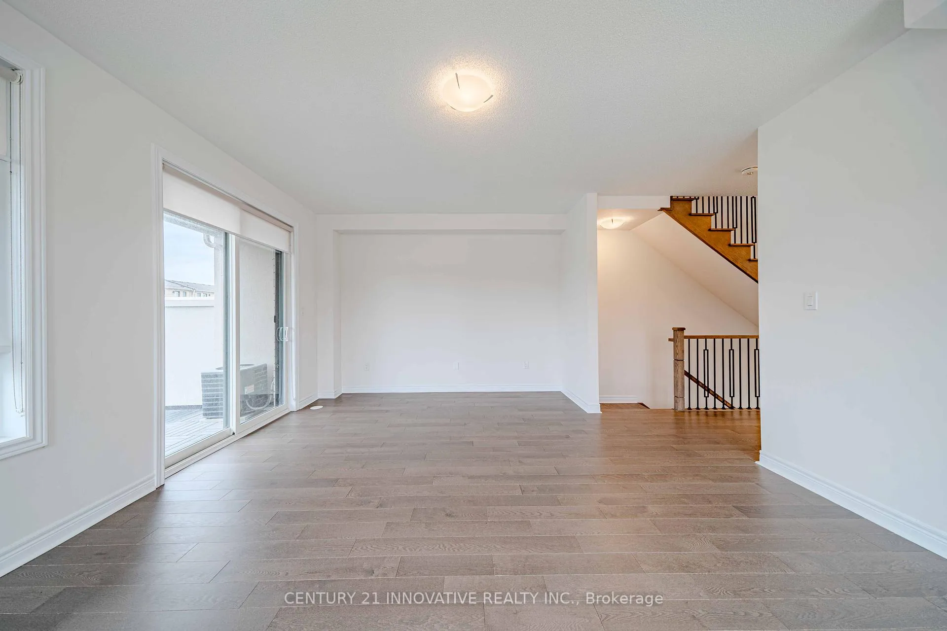 Photo 15 of 114 Robert Eaton Avenue, Markham, Middlefield — HOMEH