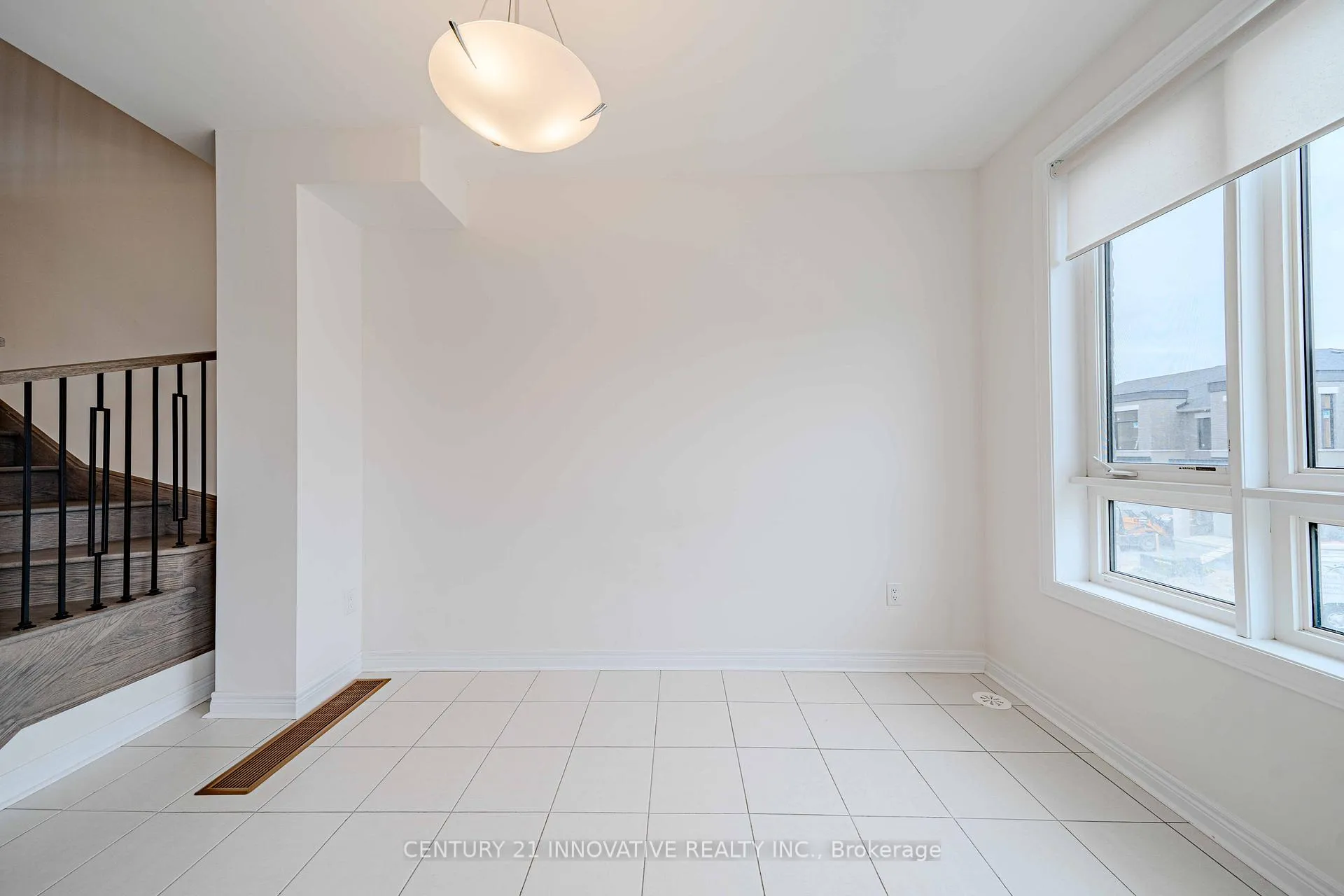 Photo 19 of 114 Robert Eaton Avenue, Markham, Middlefield — HOMEH