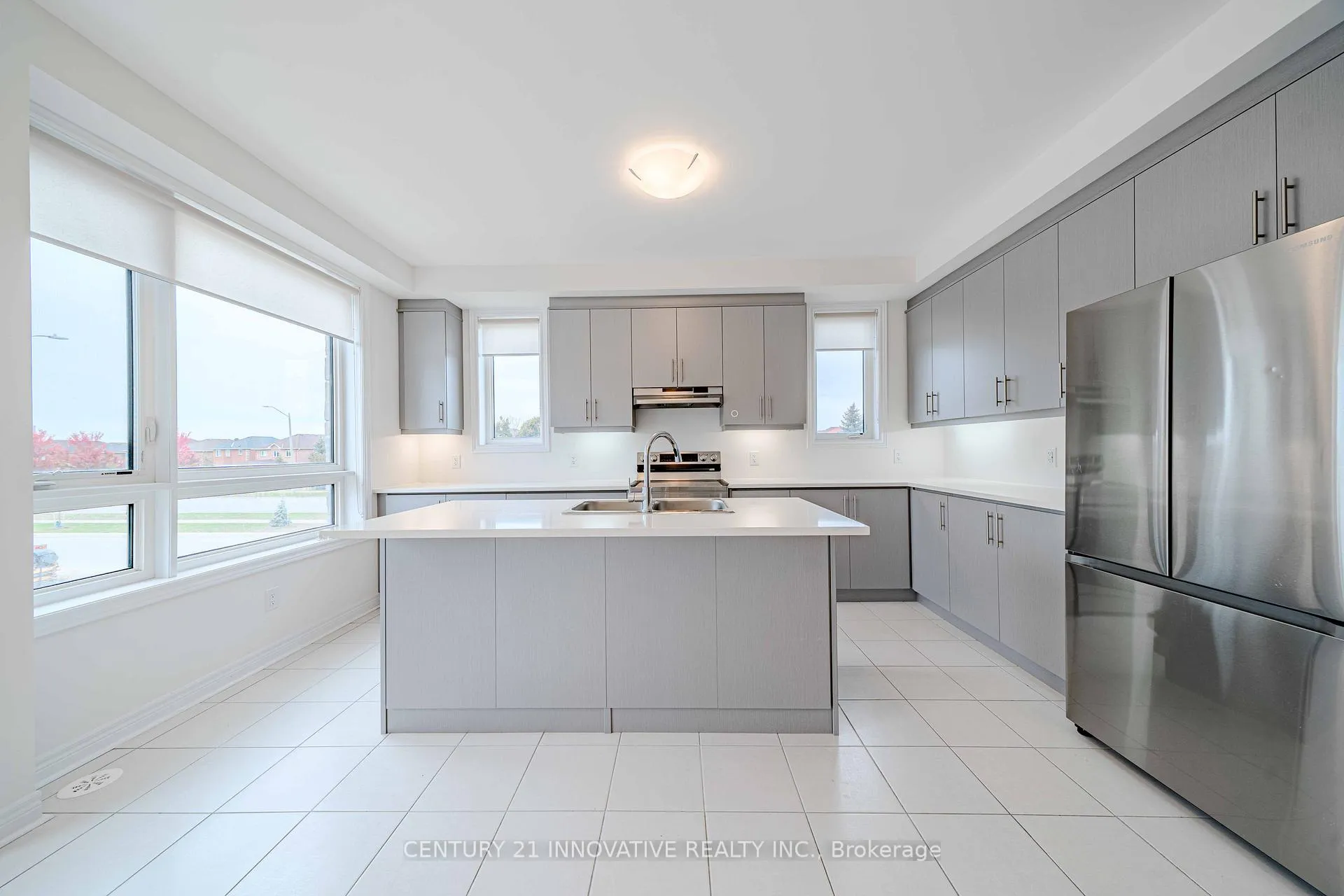 Photo 23 of 114 Robert Eaton Avenue, Markham, Middlefield — HOMEH