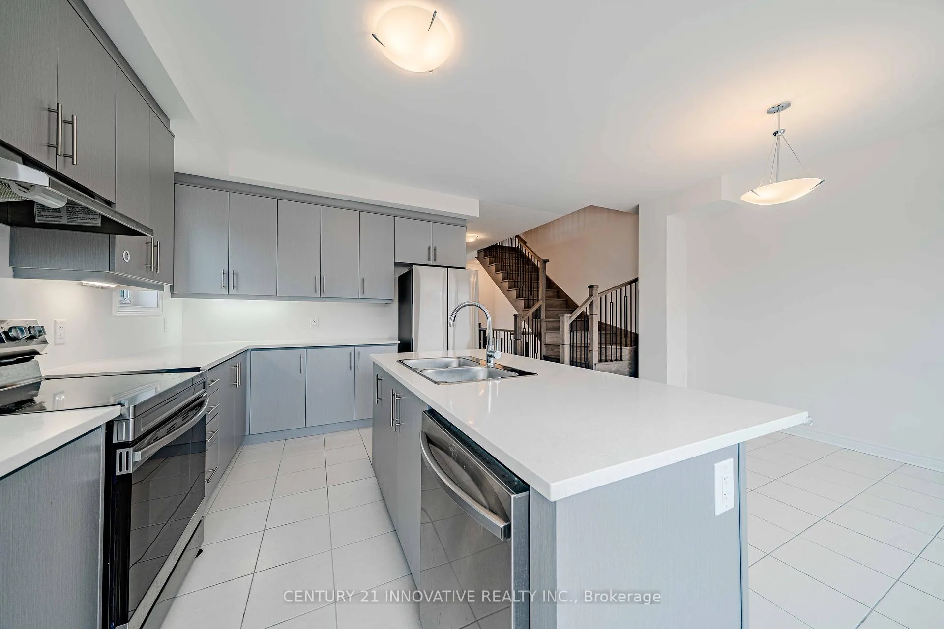 Photo 27 of 114 Robert Eaton Avenue, Markham, Middlefield — HOMEH