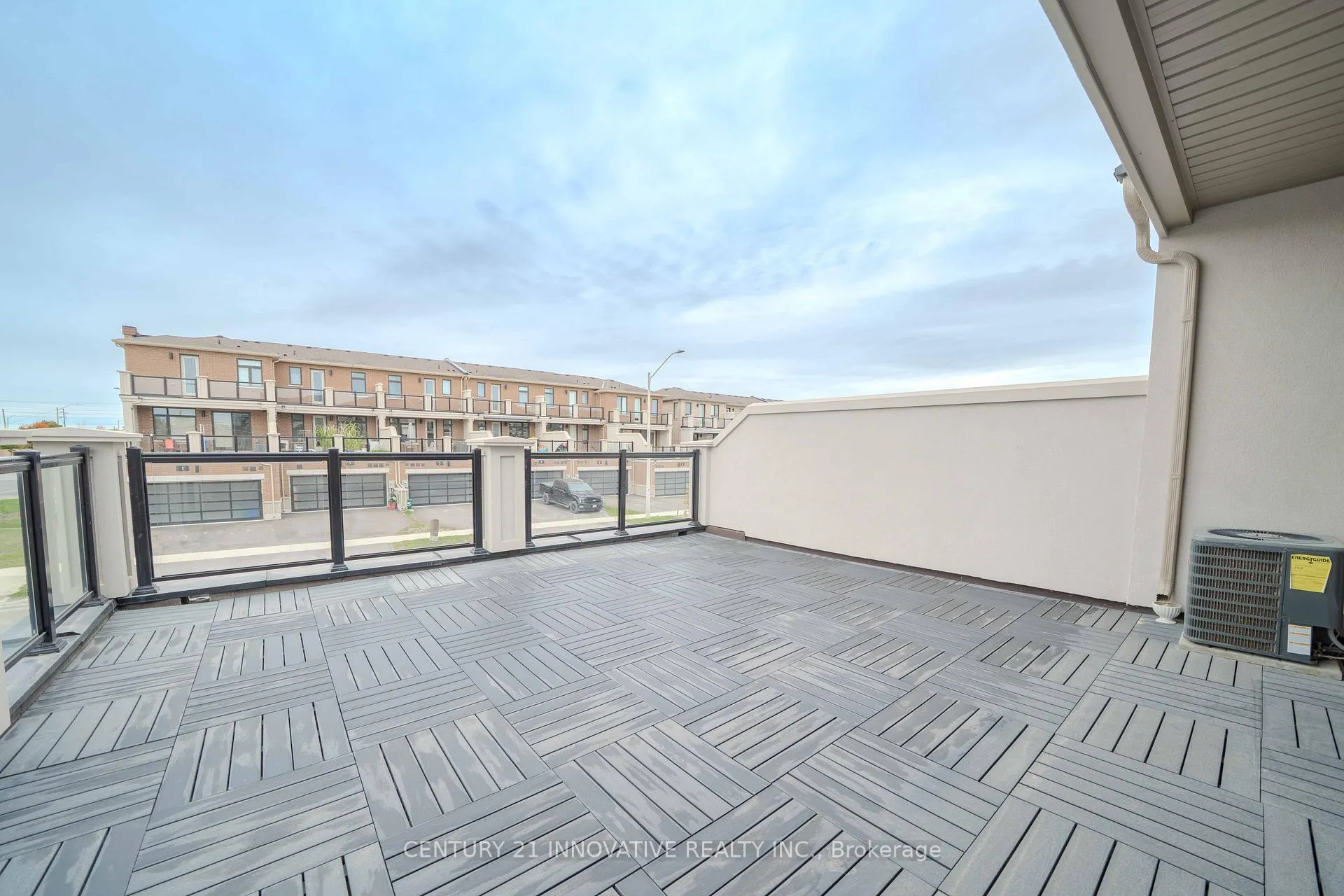 Photo 28 of 114 Robert Eaton Avenue, Markham, Middlefield — HOMEH