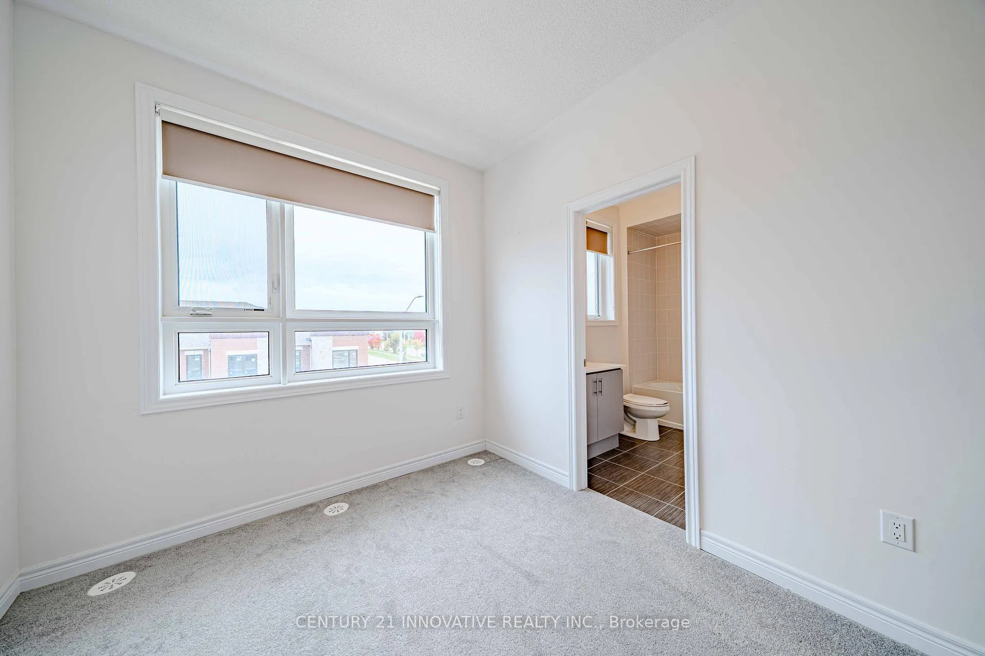 Photo 39 of 114 Robert Eaton Avenue, Markham, Middlefield — HOMEH