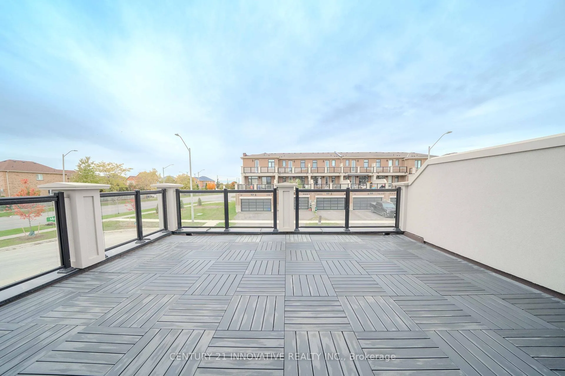 Photo 47 of 114 Robert Eaton Avenue, Markham, Middlefield — HOMEH