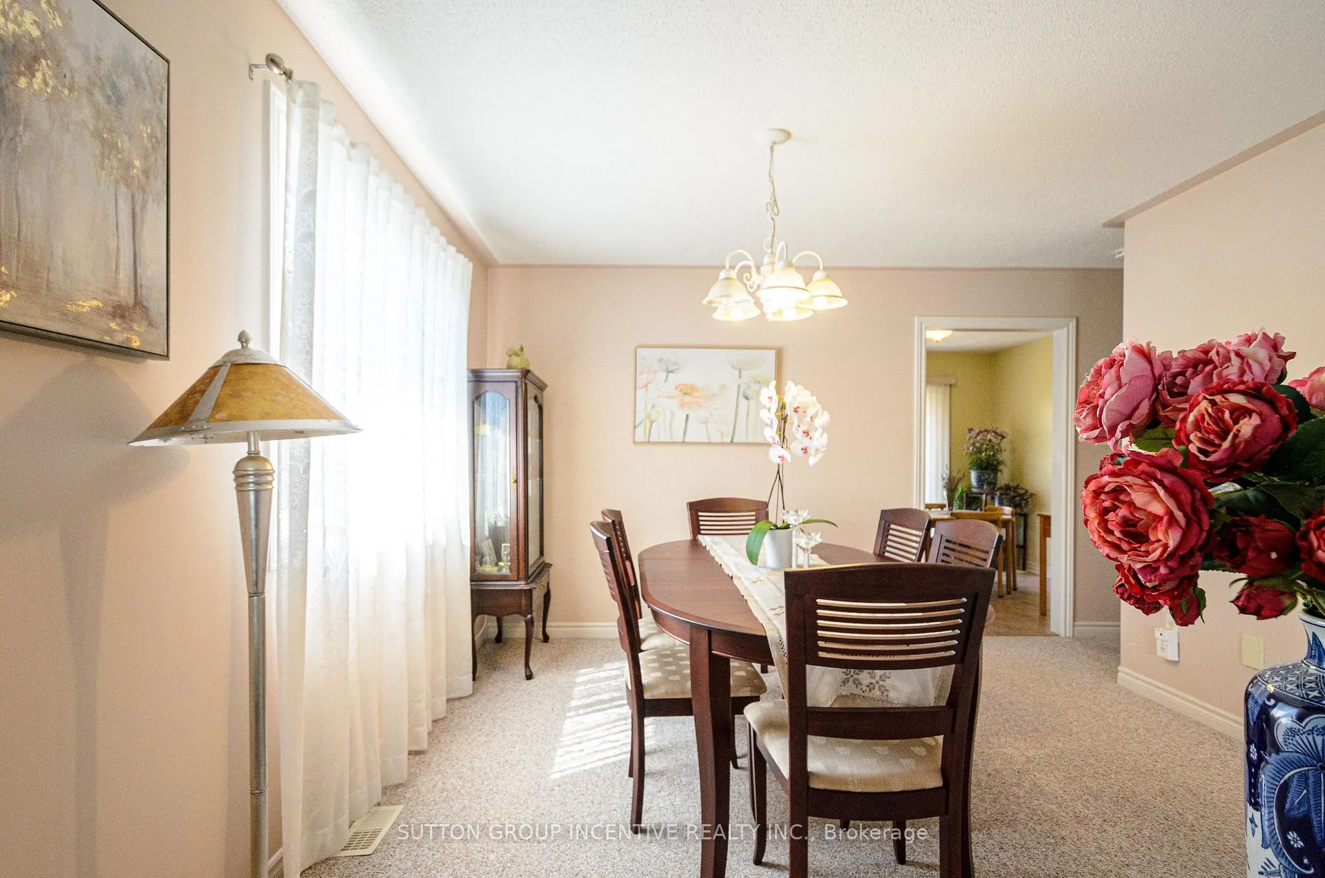 Photo 6 of 6 Brown Wood Drive, Barrie, Little Lake — HOMEH