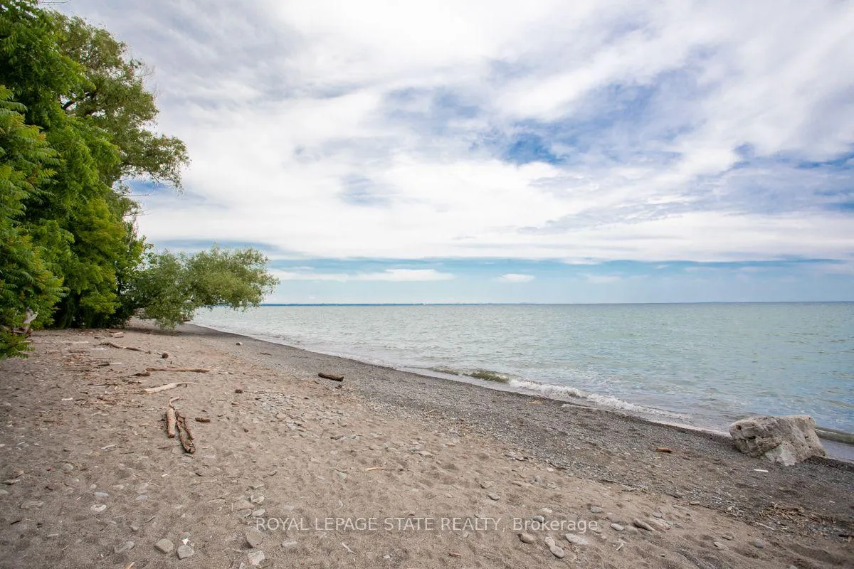 Photo 4 of Unit 615, 101 Shoreview Place, Hamilton, Stoney Creek — HOMEH