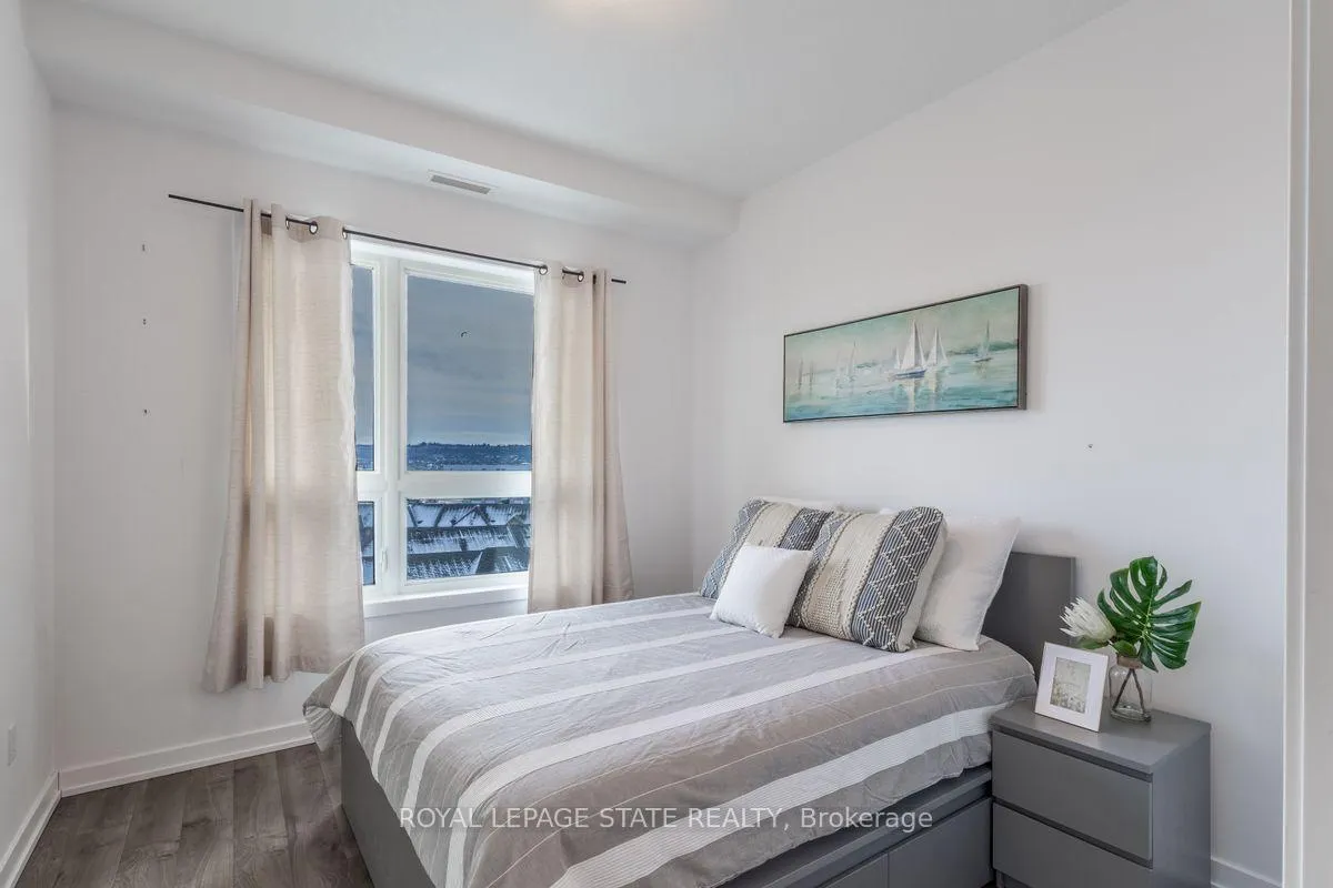 Photo 11 of Unit 615, 101 Shoreview Place, Hamilton, Stoney Creek — HOMEH