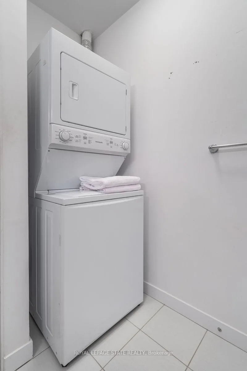 Photo 30 of Unit 615, 101 Shoreview Place, Hamilton, Stoney Creek — HOMEH