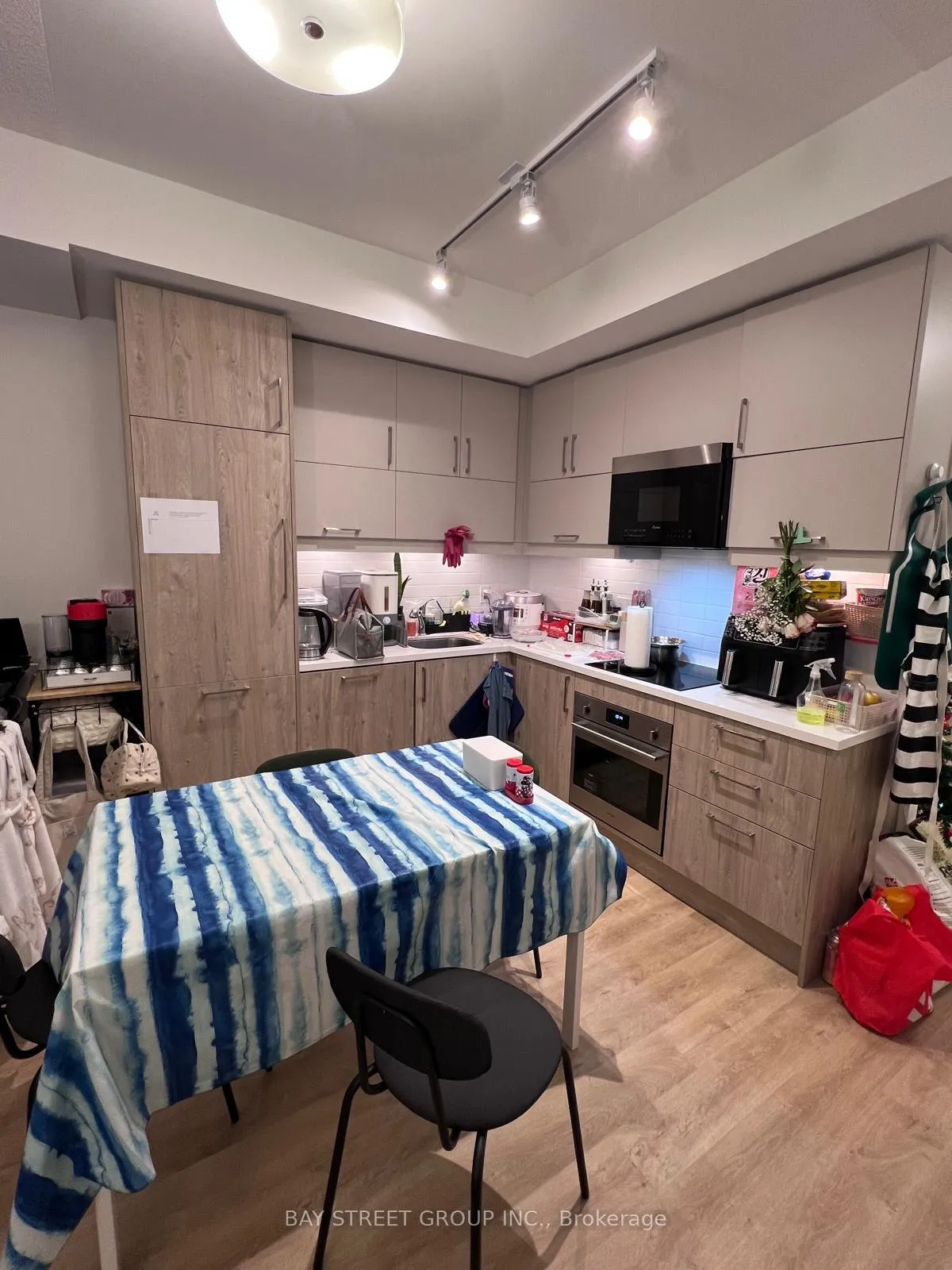 Photo 2 of Unit 1101B, 292 Verdale Crossing, Markham, Unionville — HOMEH