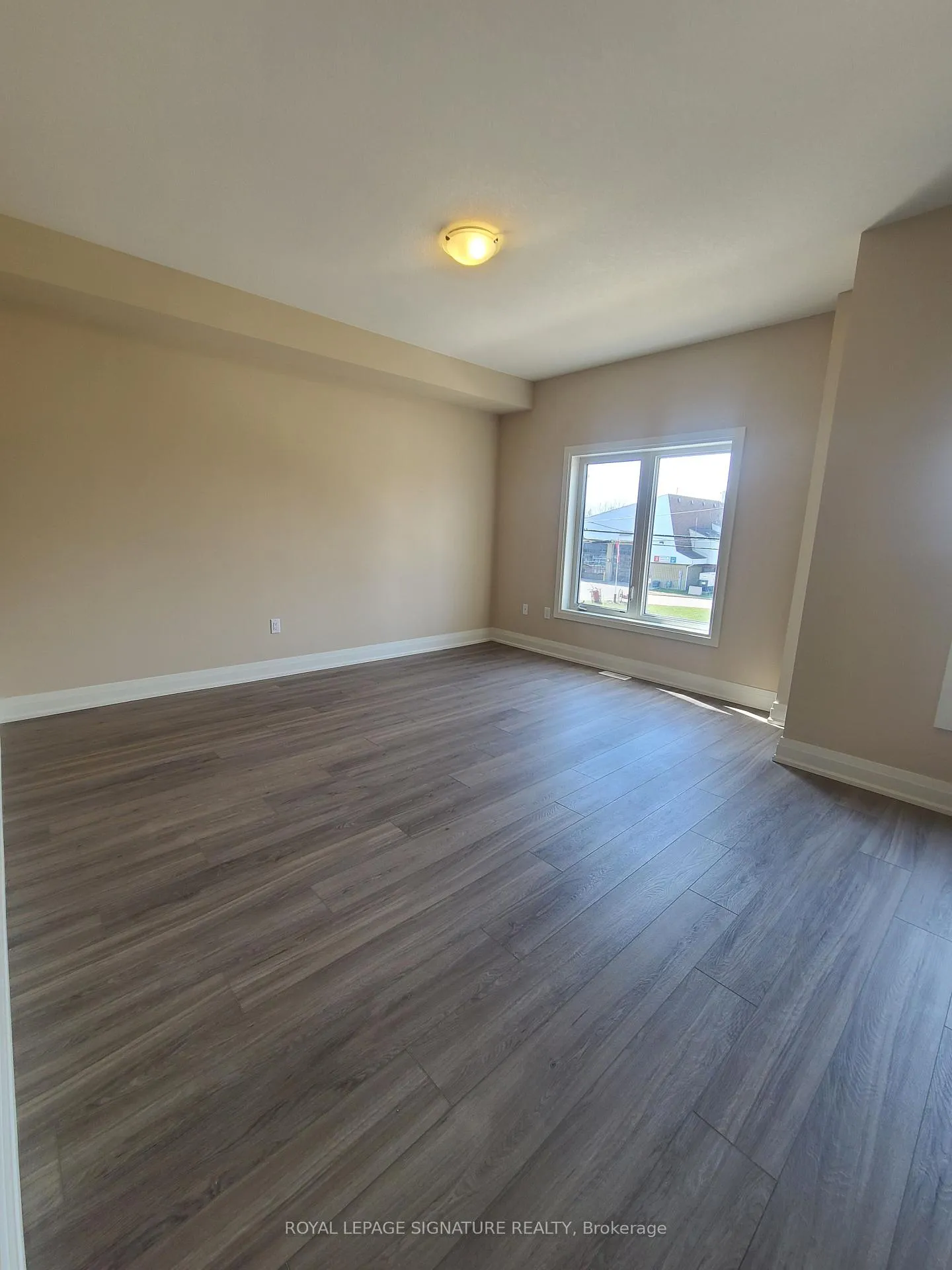 Photo 11 of 3287 Homestead Drive, Hamilton, Mount Hope — HOMEH