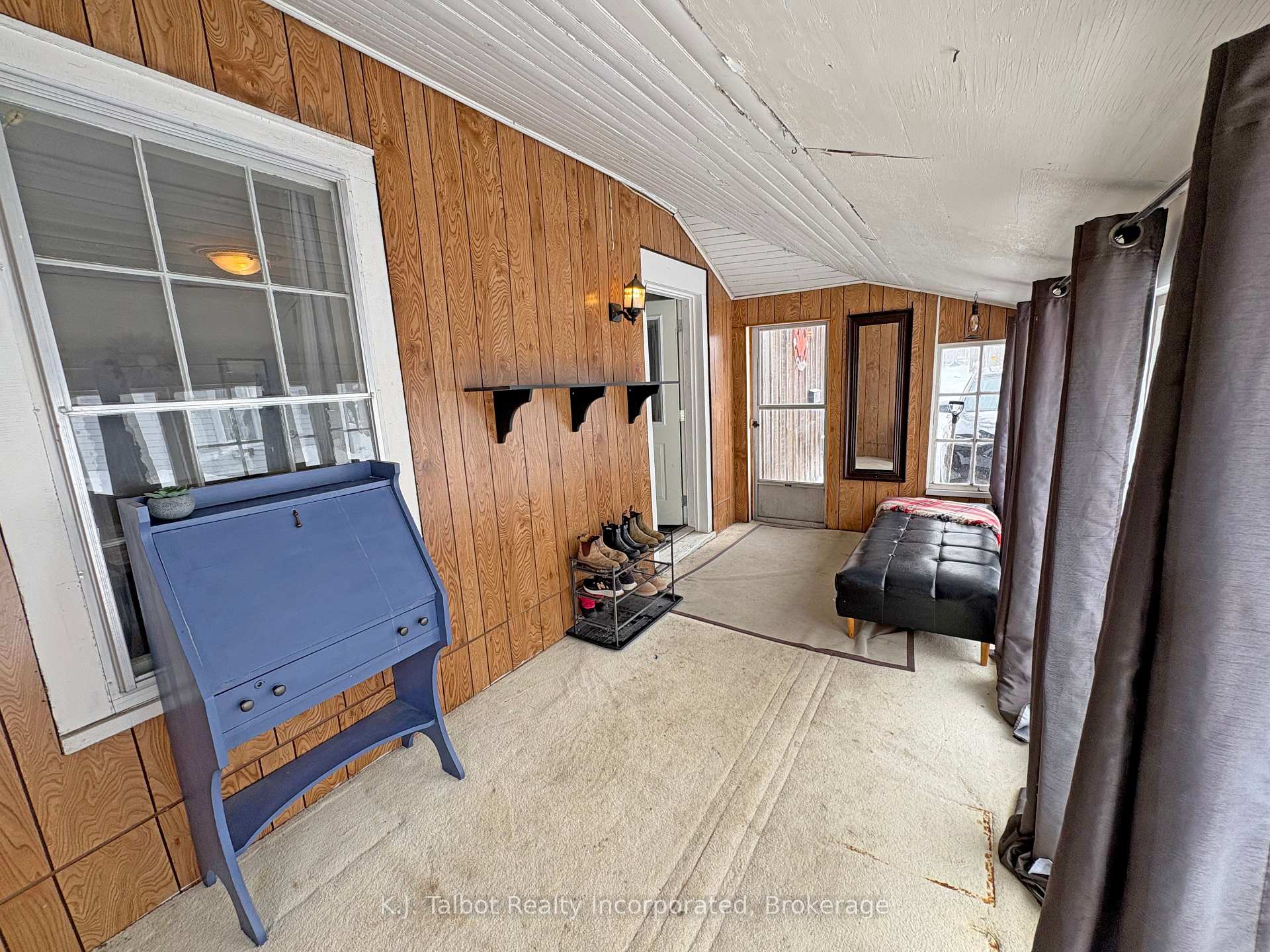 Photo 4 of 127 Newgate Street, Goderich, Goderich (Town) — HOMEH