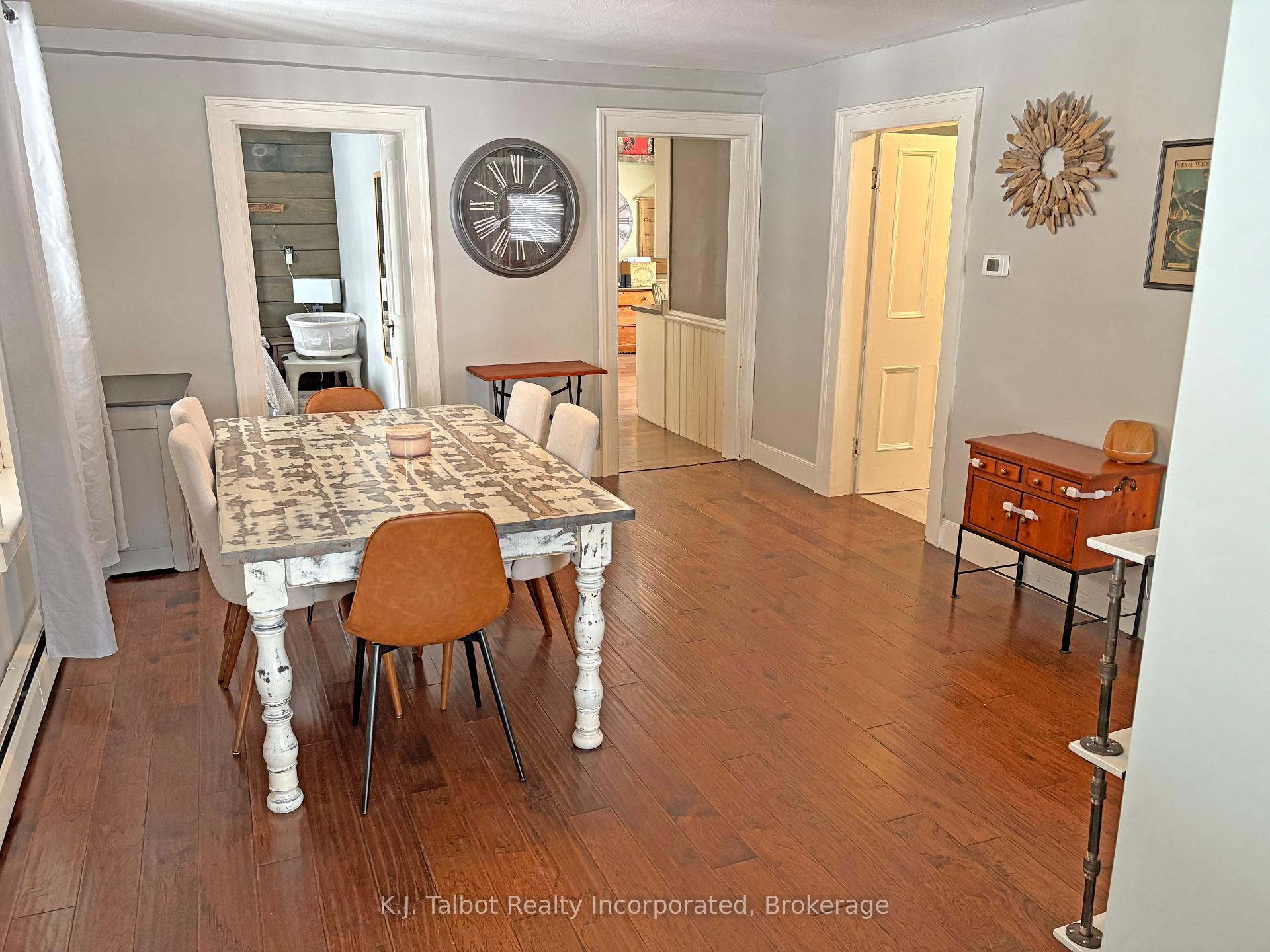 Photo 5 of 127 Newgate Street, Goderich, Goderich (Town) — HOMEH