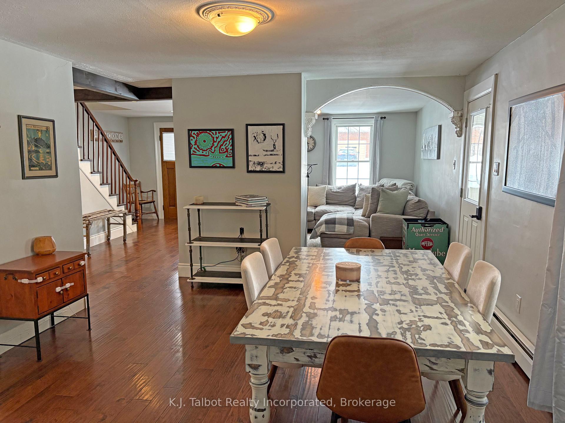 Photo 6 of 127 Newgate Street, Goderich, Goderich (Town) — HOMEH