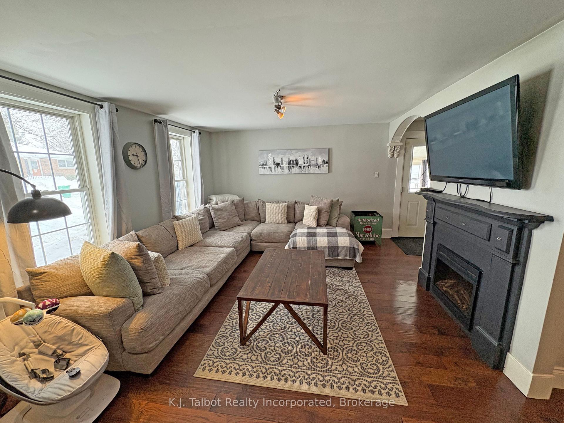 Photo 20 of 127 Newgate Street, Goderich, Goderich (Town) — HOMEH