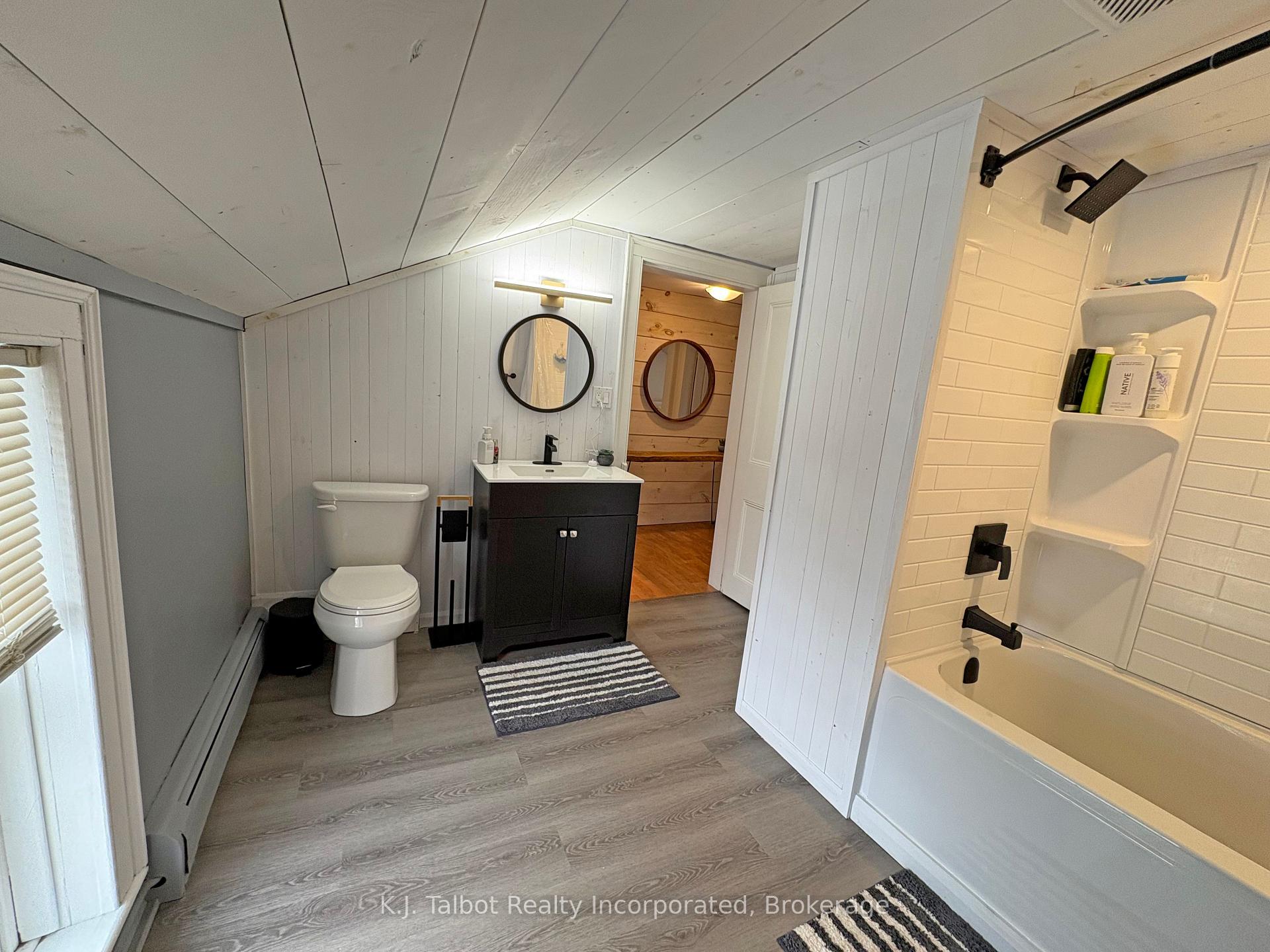 Photo 27 of 127 Newgate Street, Goderich, Goderich (Town) — HOMEH