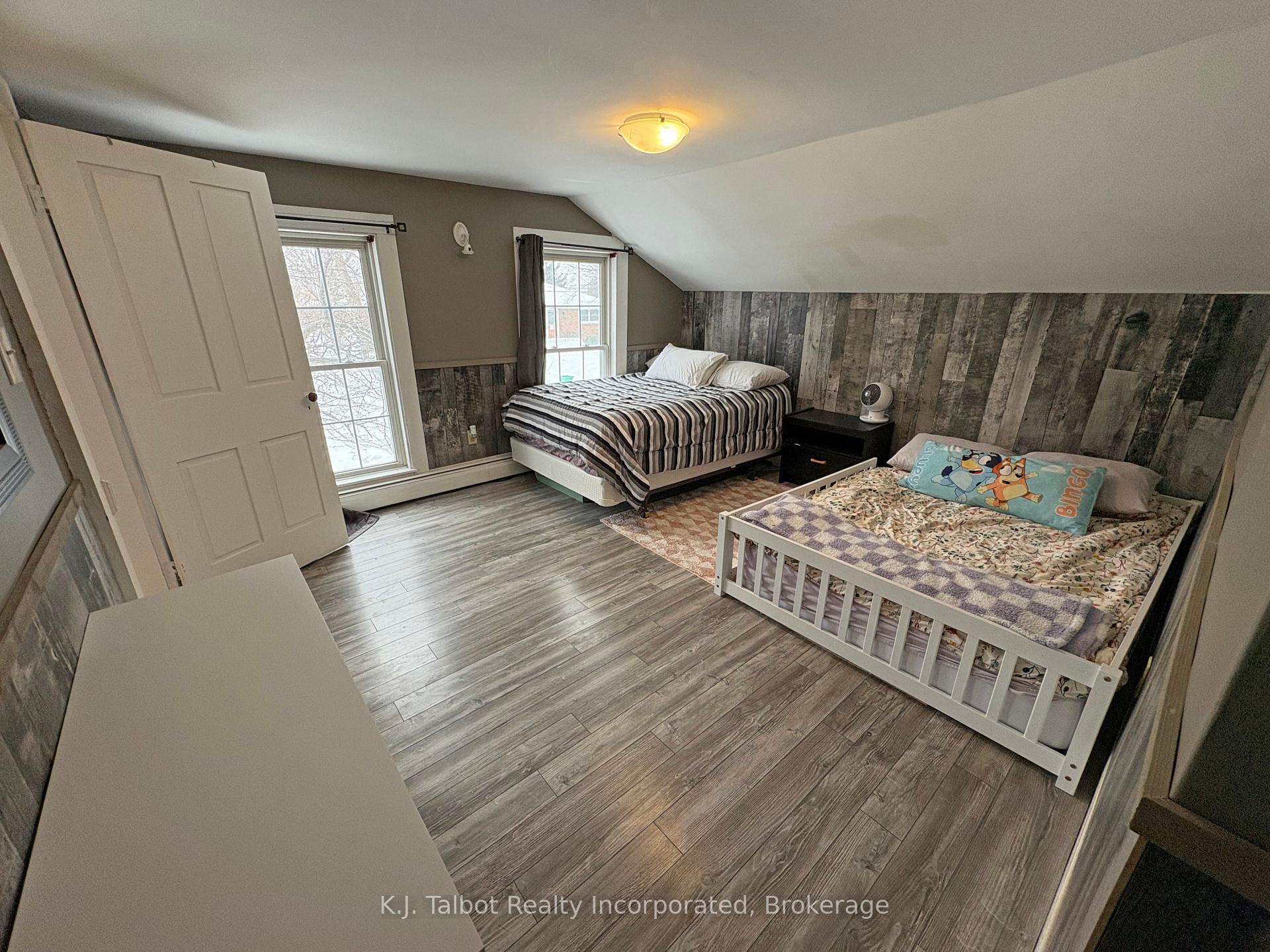 Photo 29 of 127 Newgate Street, Goderich, Goderich (Town) — HOMEH